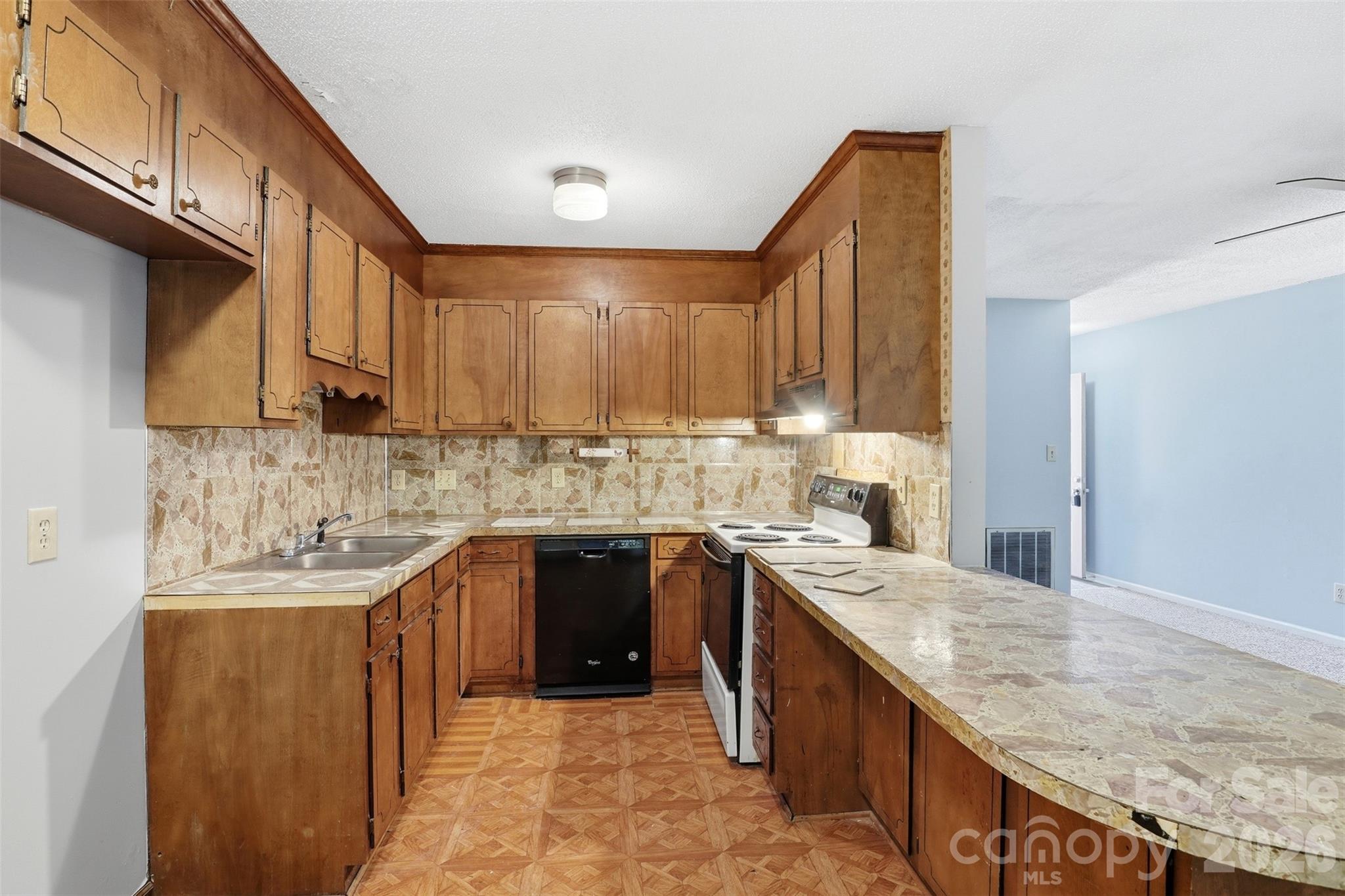 Parkwood Villas - Residential