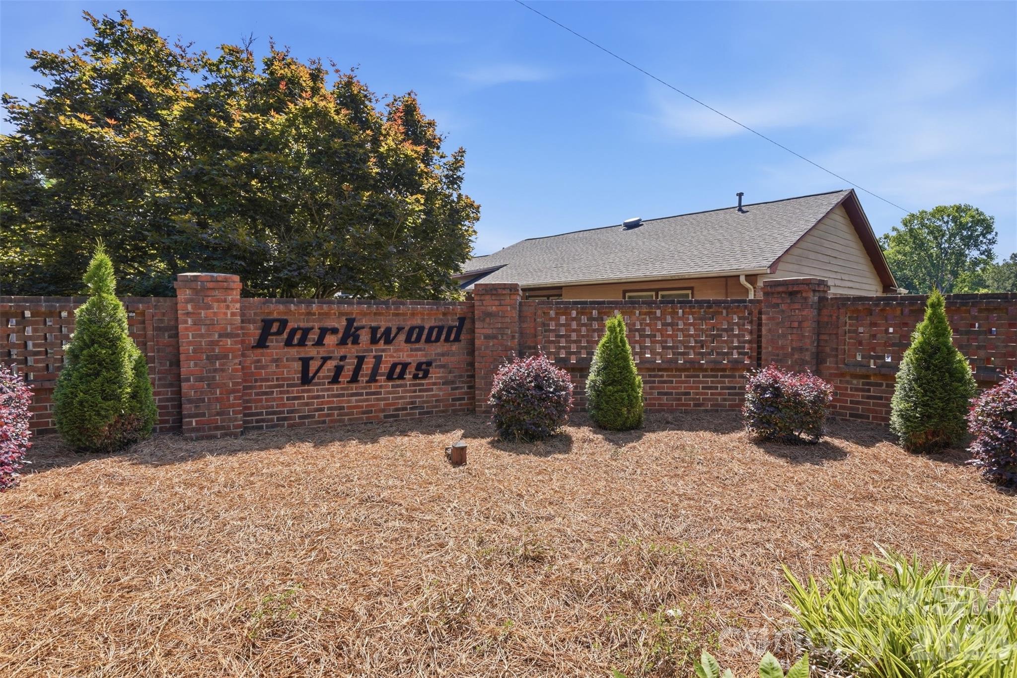 Parkwood Villas - Residential