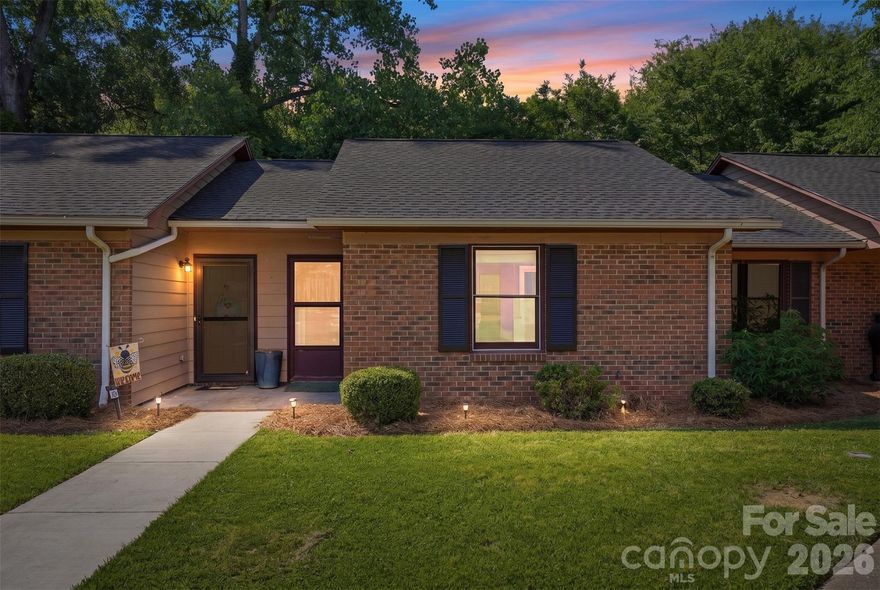 Bring your vision. This one bedroom, one bath townhome offers an opportunity to do it your way. Priced to allow for updates making it your cozy retreat at the end of a busy day. An enclosed back porch provides an extra room for crafts, an office, or storage space. With only 48-units, the community of Parkwood Villas is both quaint and convenient with easy access to restaurants, shopping, Piedmont Hospital in Rock Hill, and I-77.