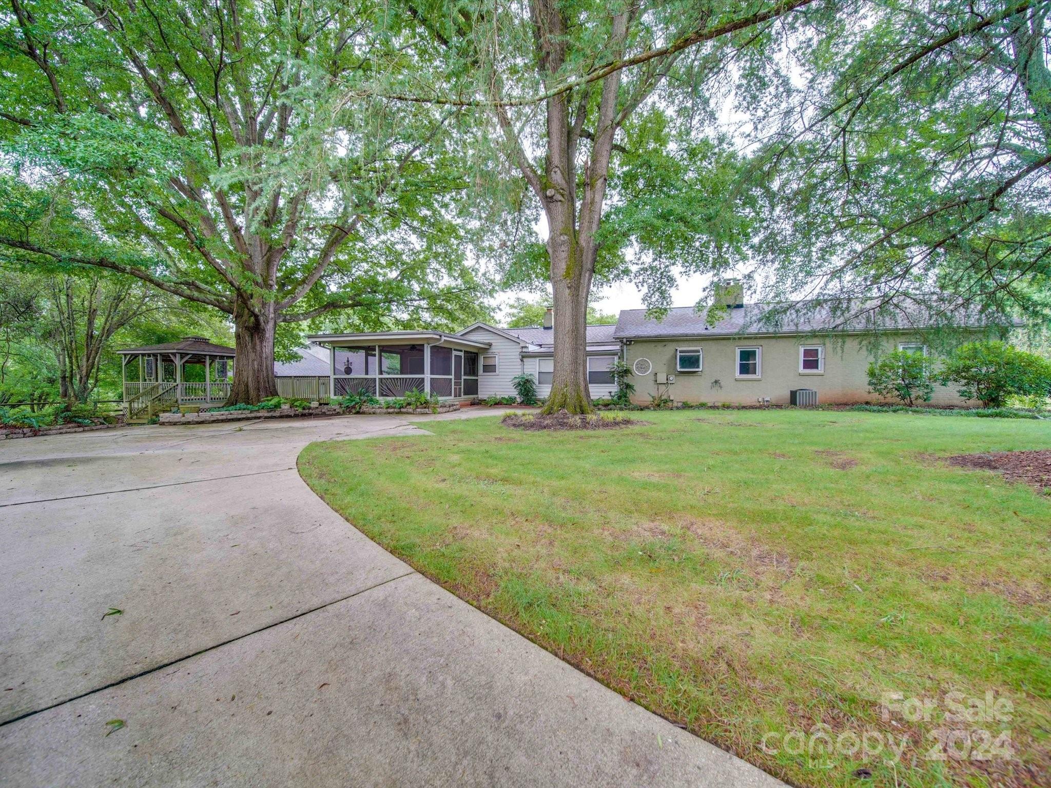 Quail Acres - Residential