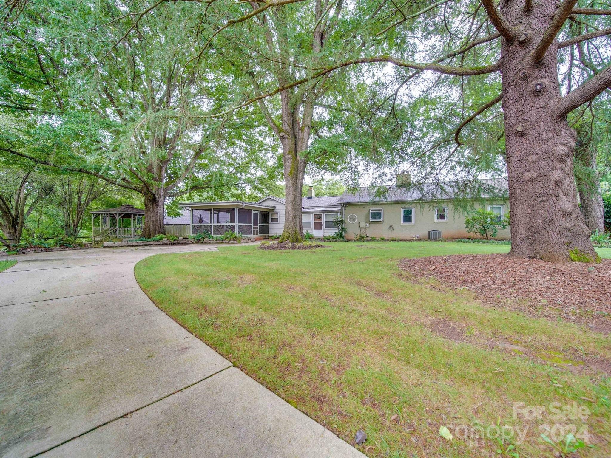 Quail Acres - Residential