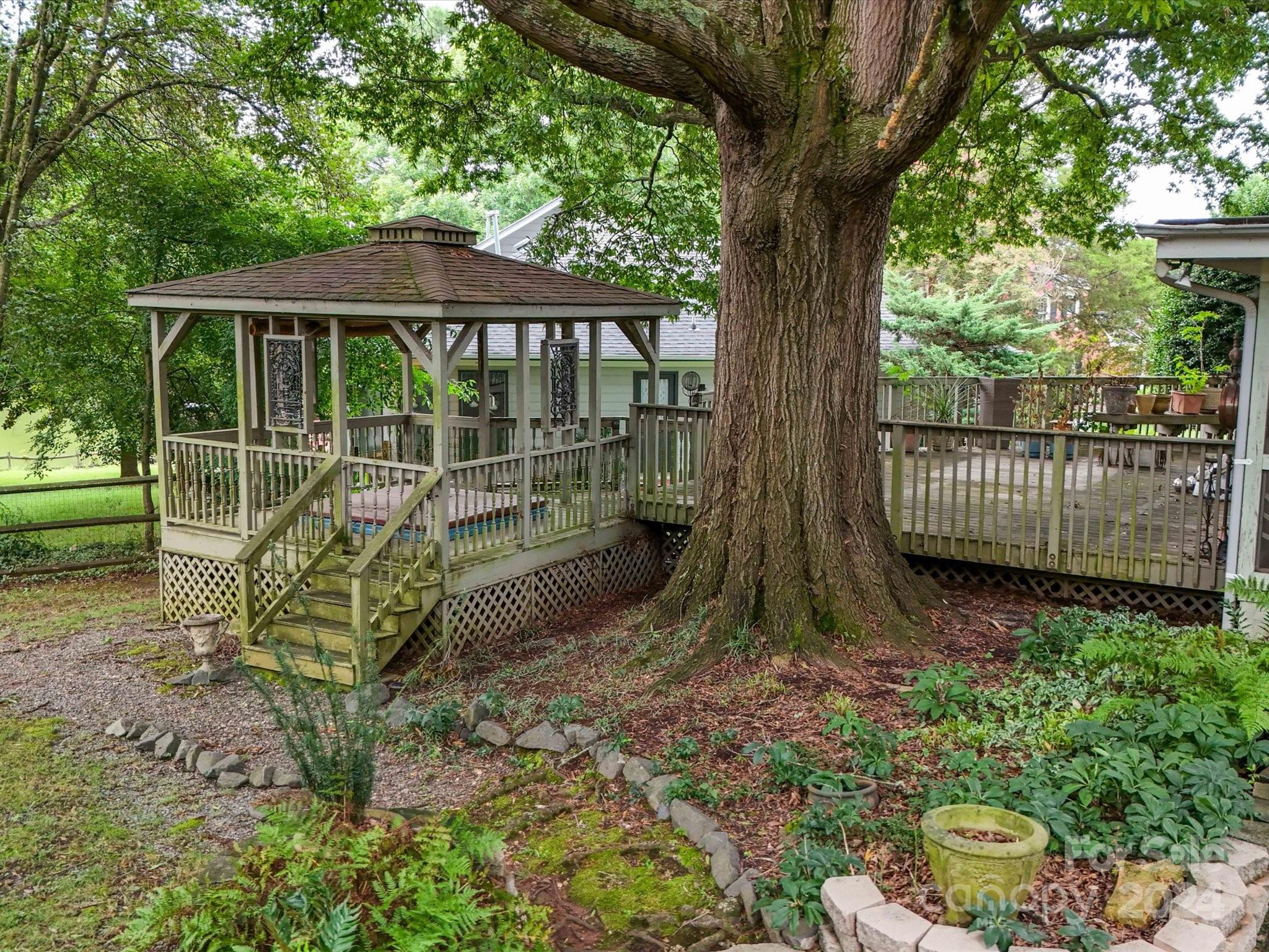 Quail Acres - Residential