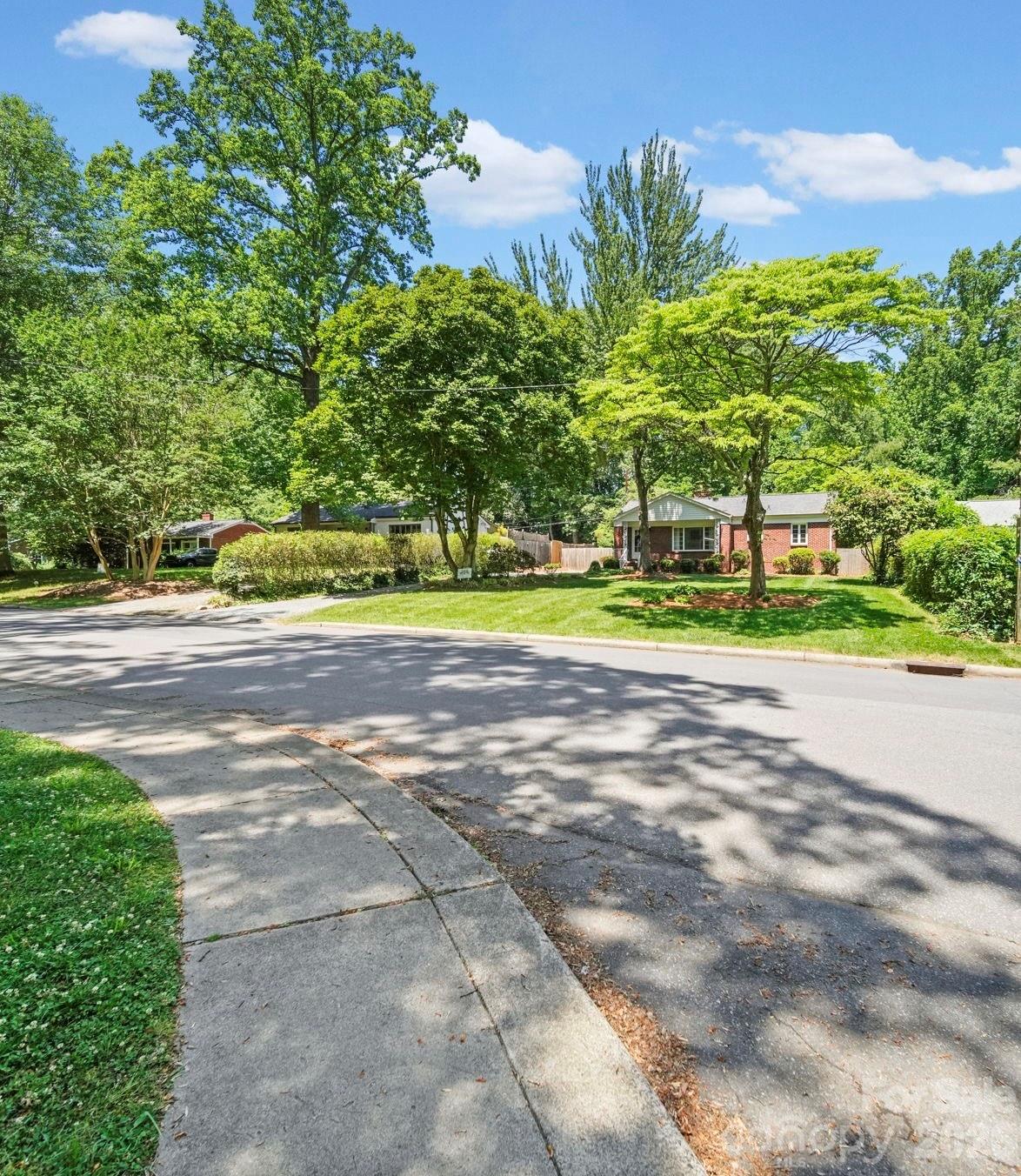 Merry Oaks - Residential