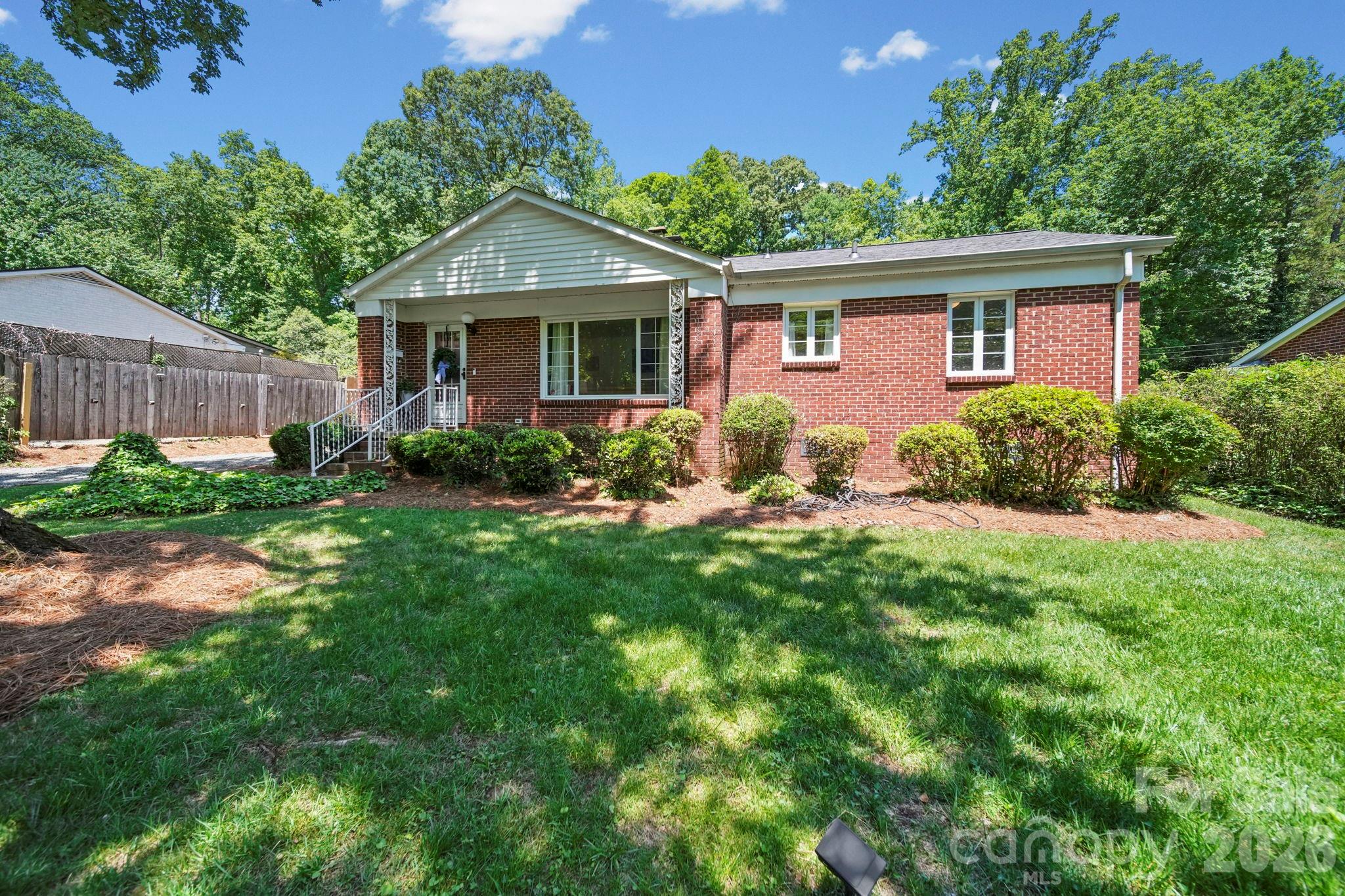 Merry Oaks - Residential