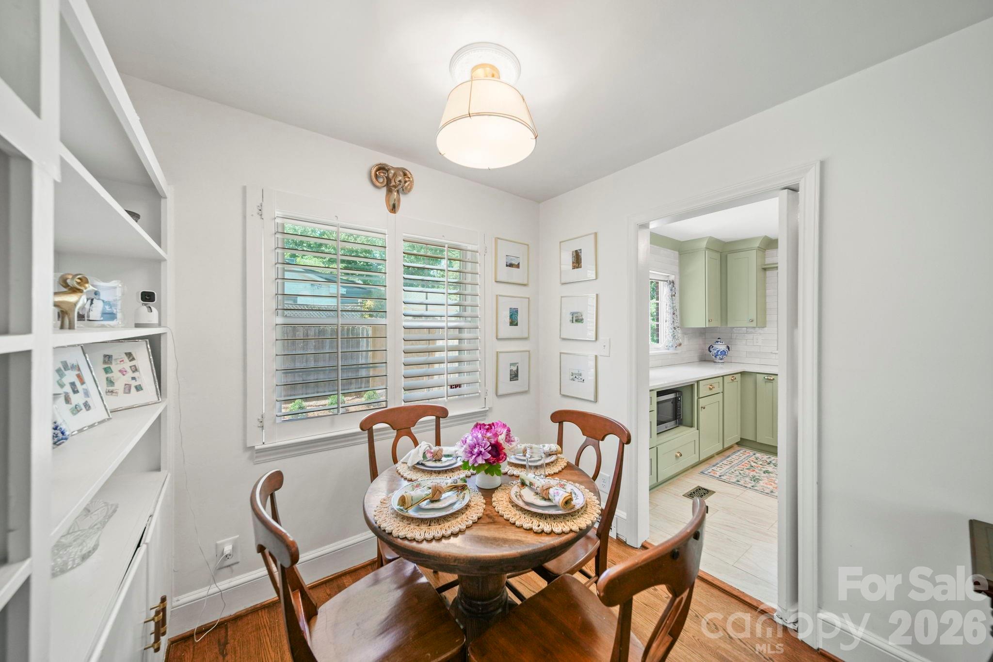 Merry Oaks - Residential