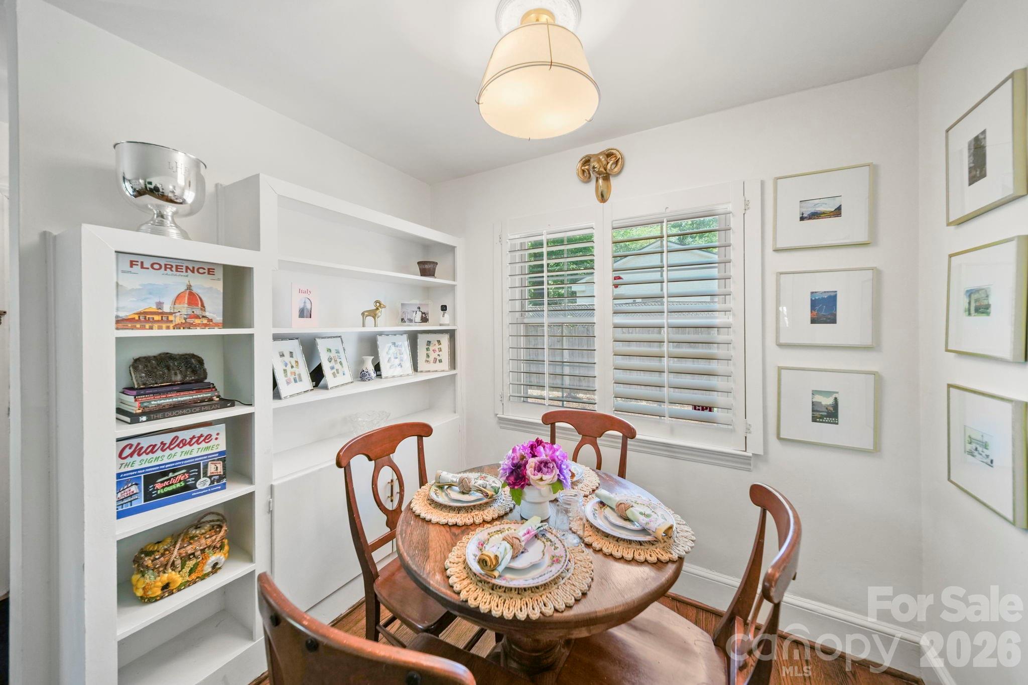 Merry Oaks - Residential