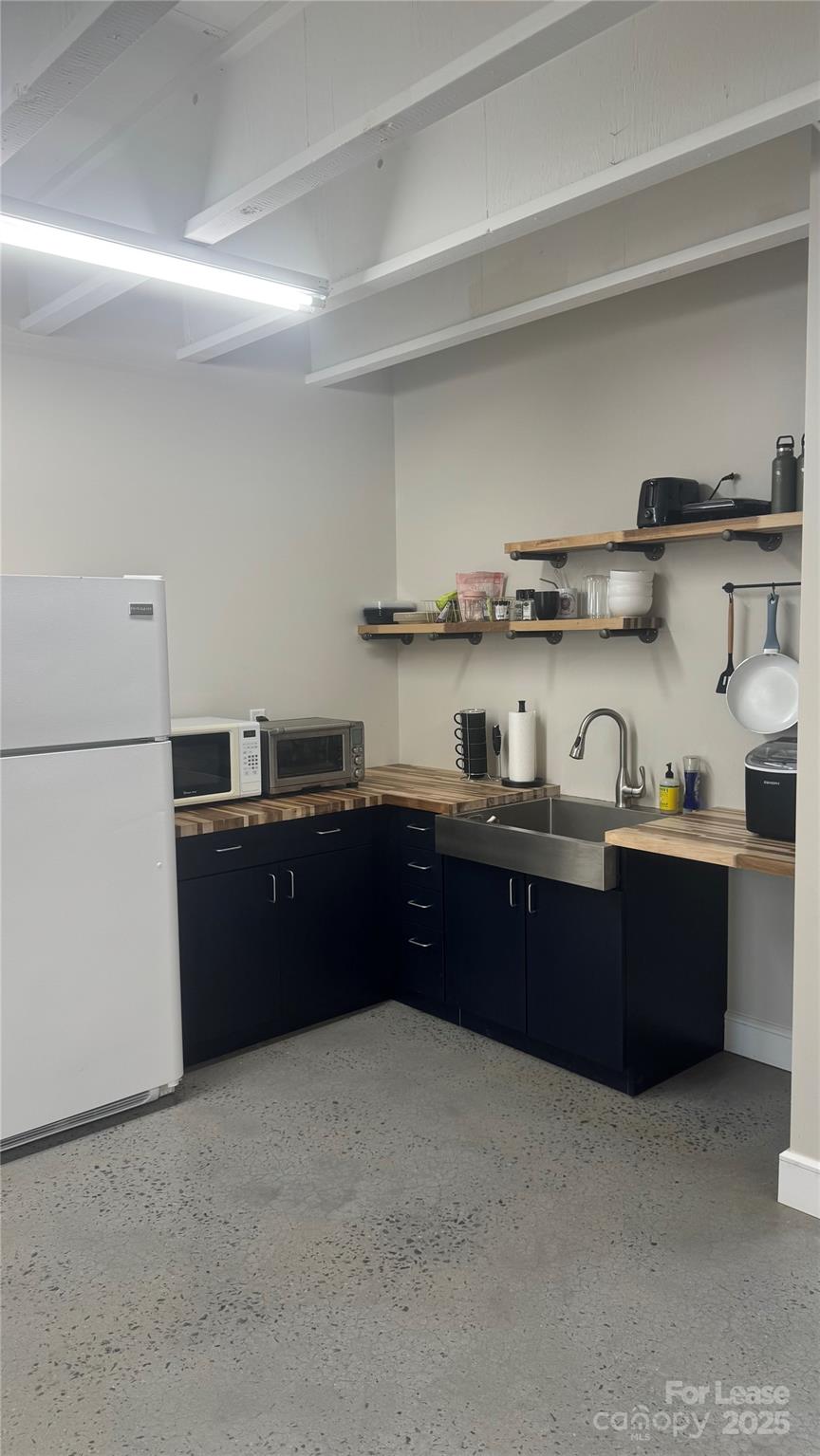 720 Matthews Township Parkway