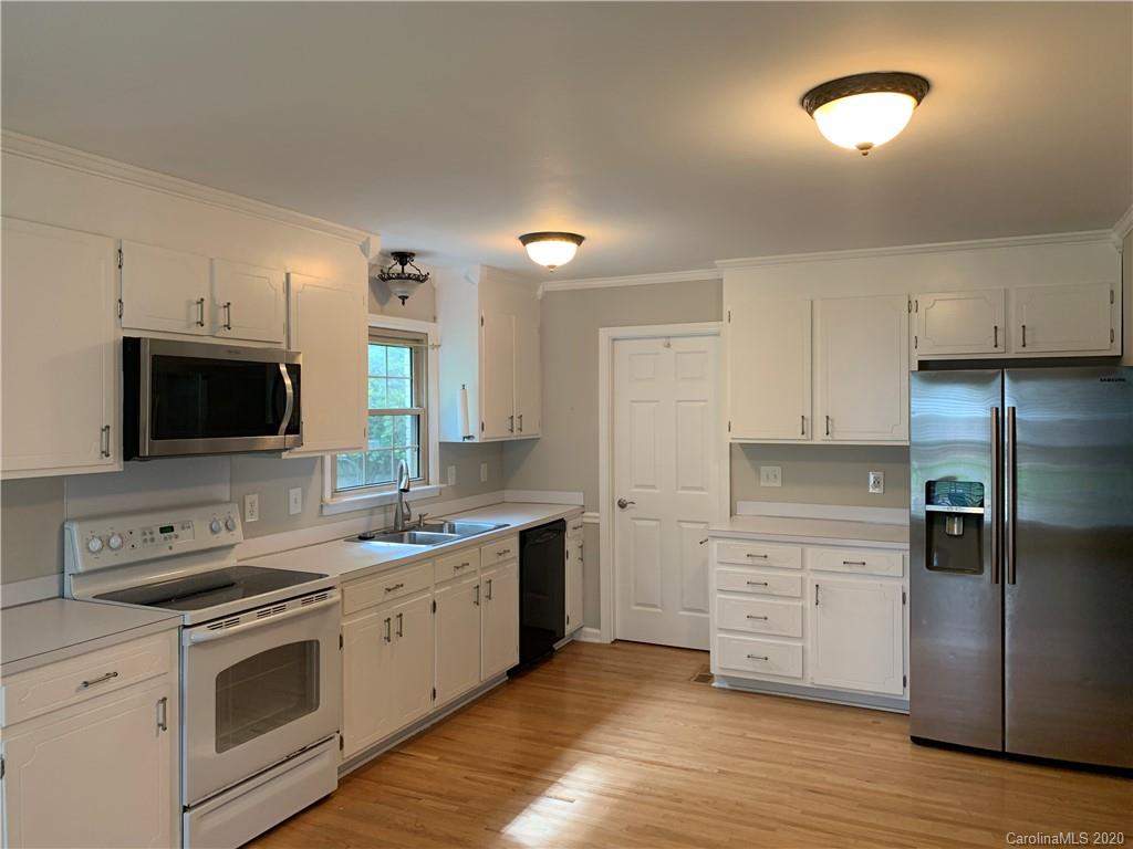 Churchill Downs - Residential Lease