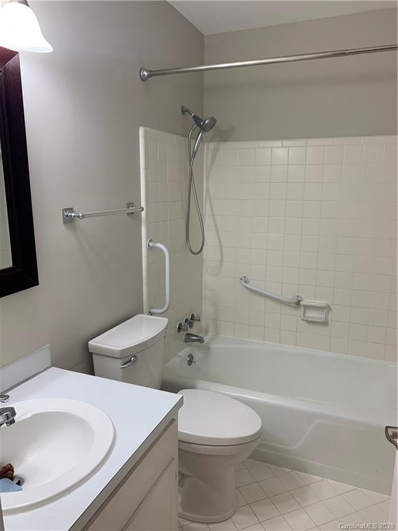 Churchill Downs - Residential Lease