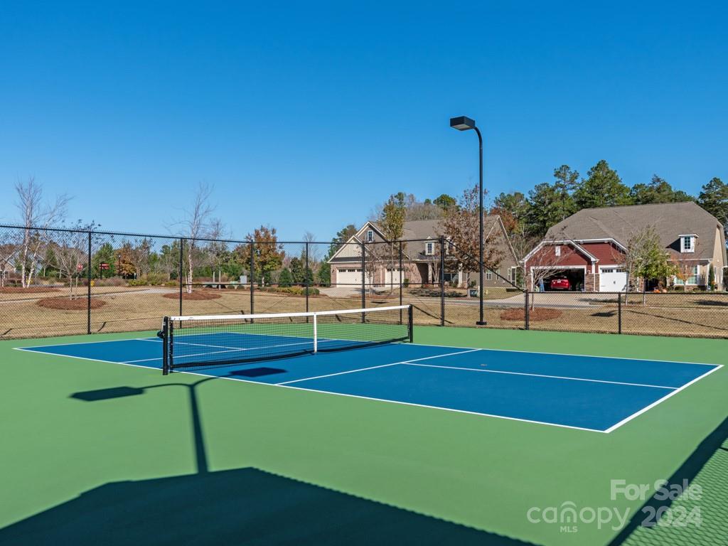 Tree Tops - Residential