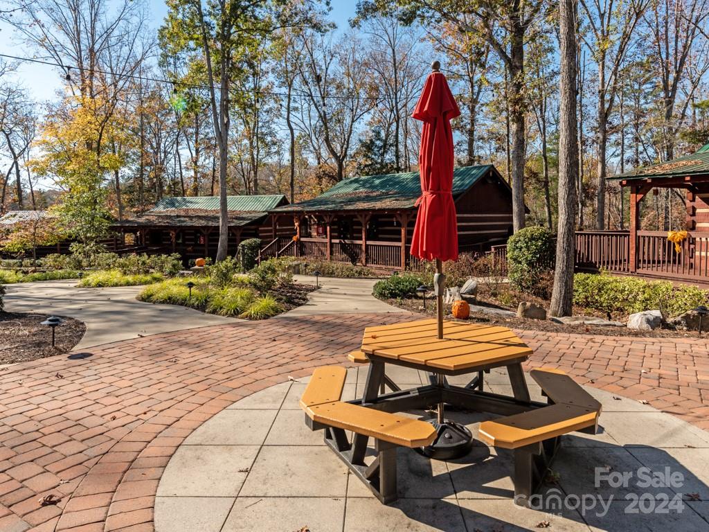 Tree Tops - Residential