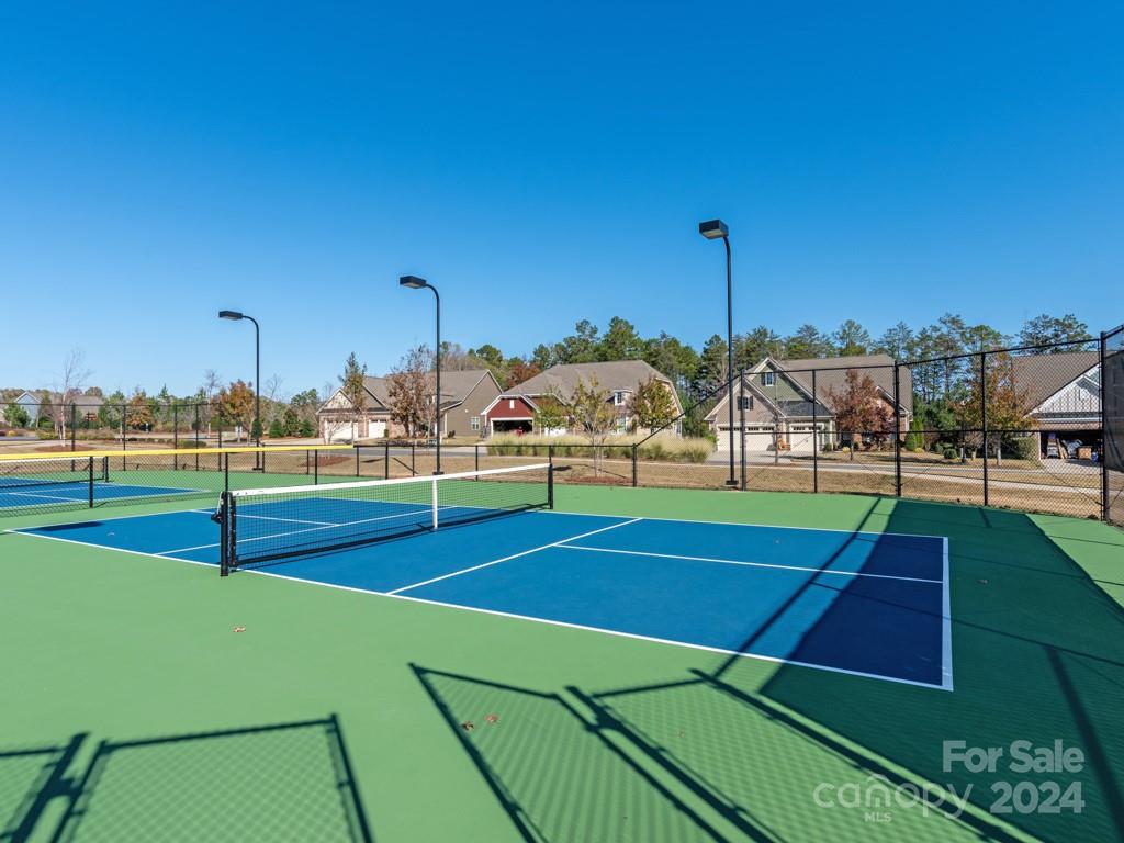 Tree Tops - Residential