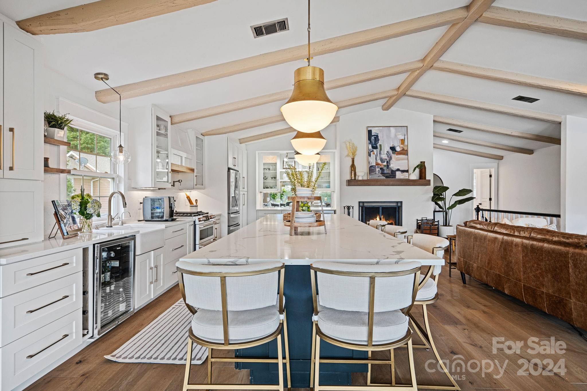 Country Club Shores - Residential