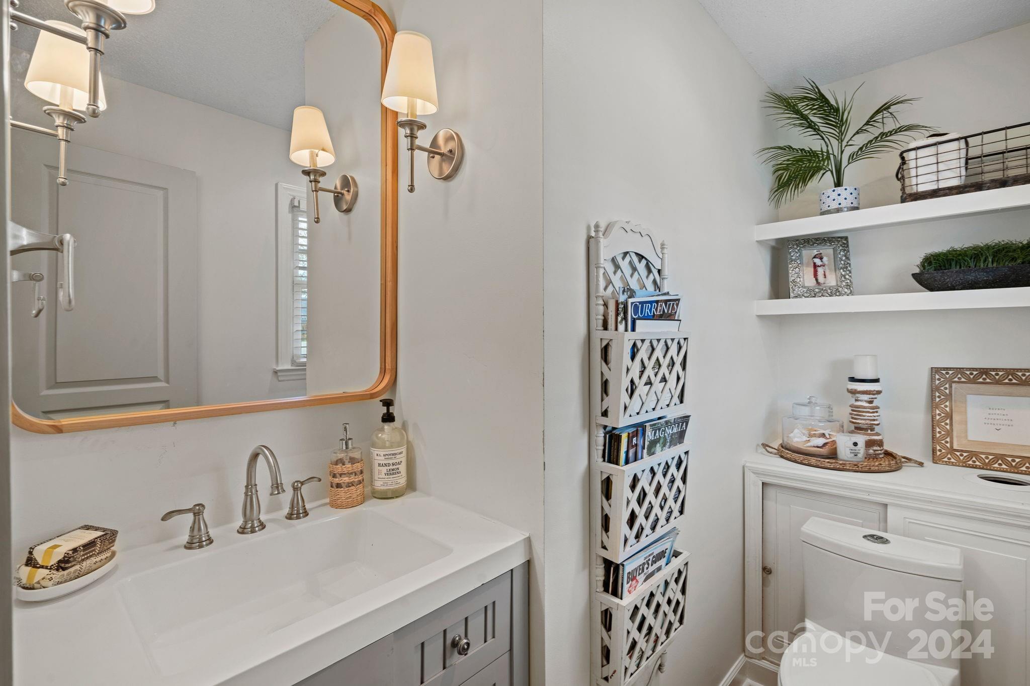 Country Club Shores - Residential