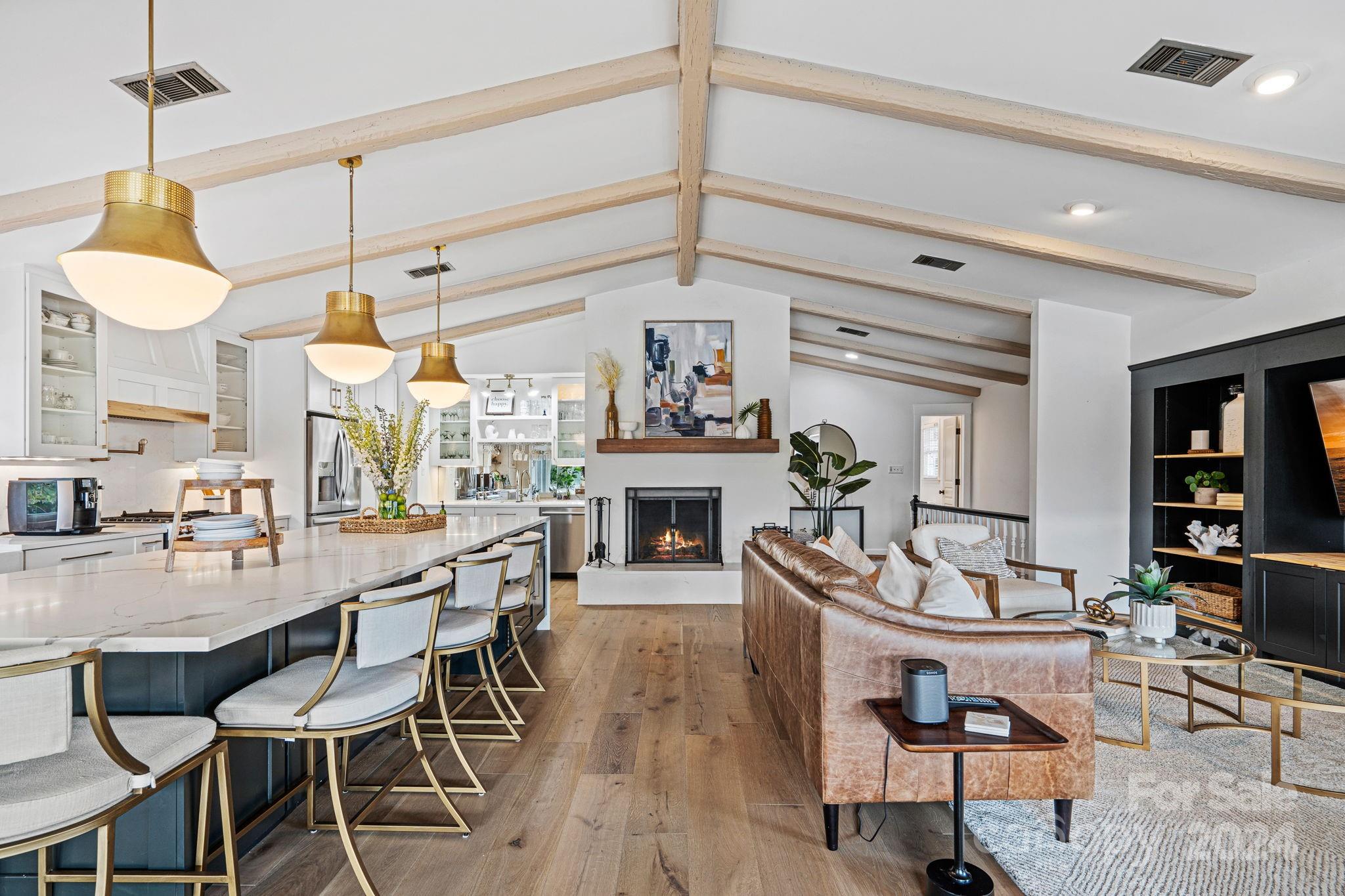 Country Club Shores - Residential