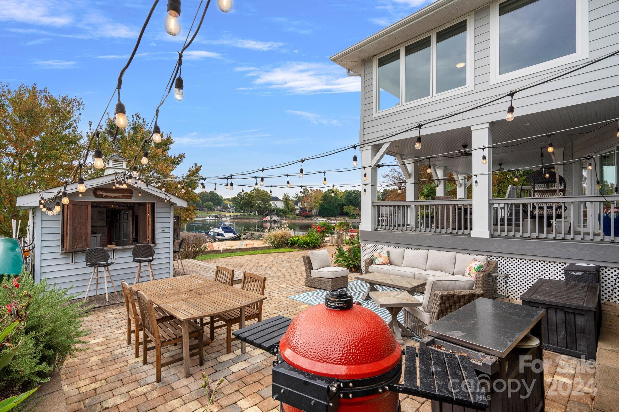 Country Club Shores - Residential