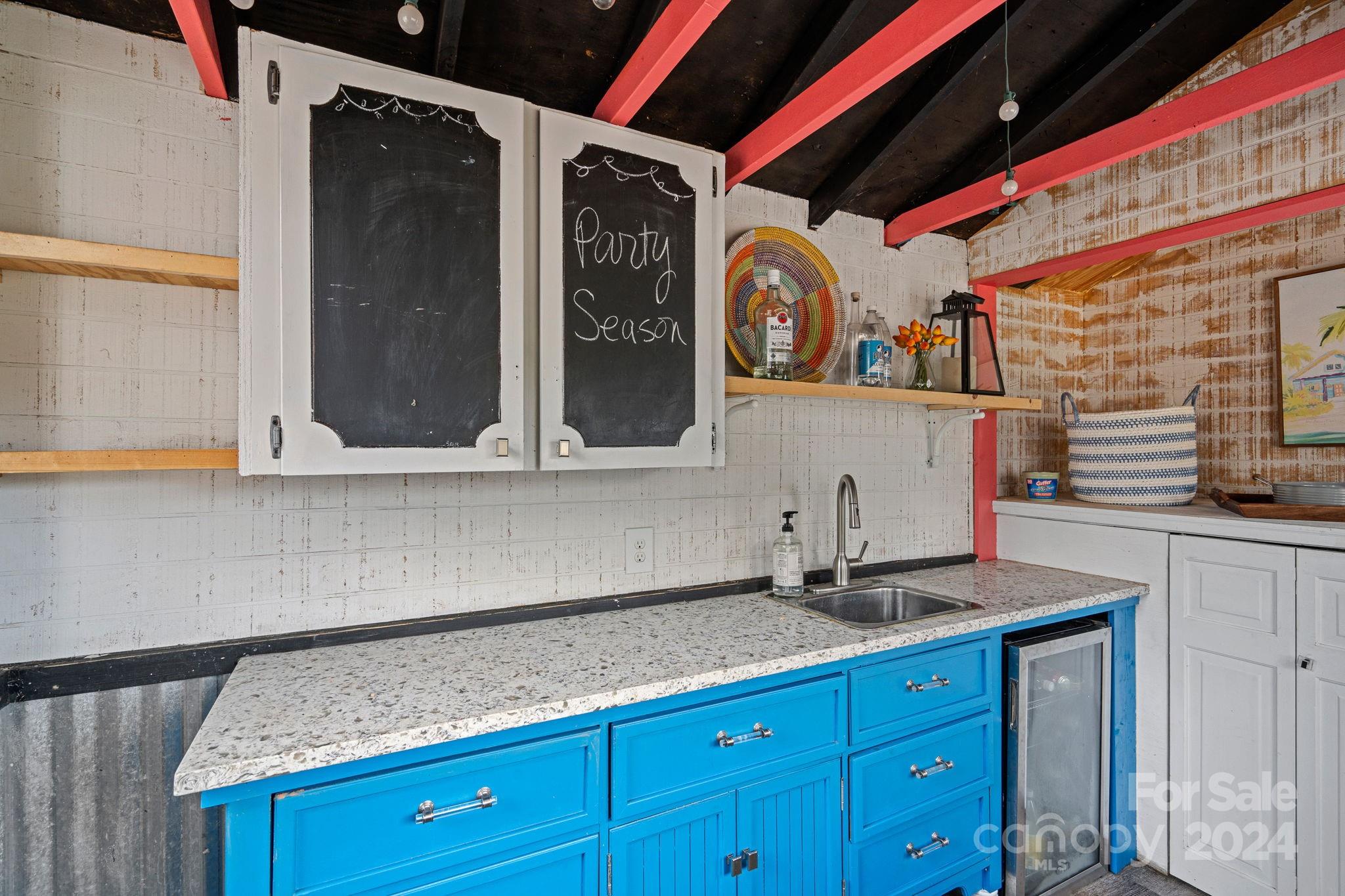 Country Club Shores - Residential