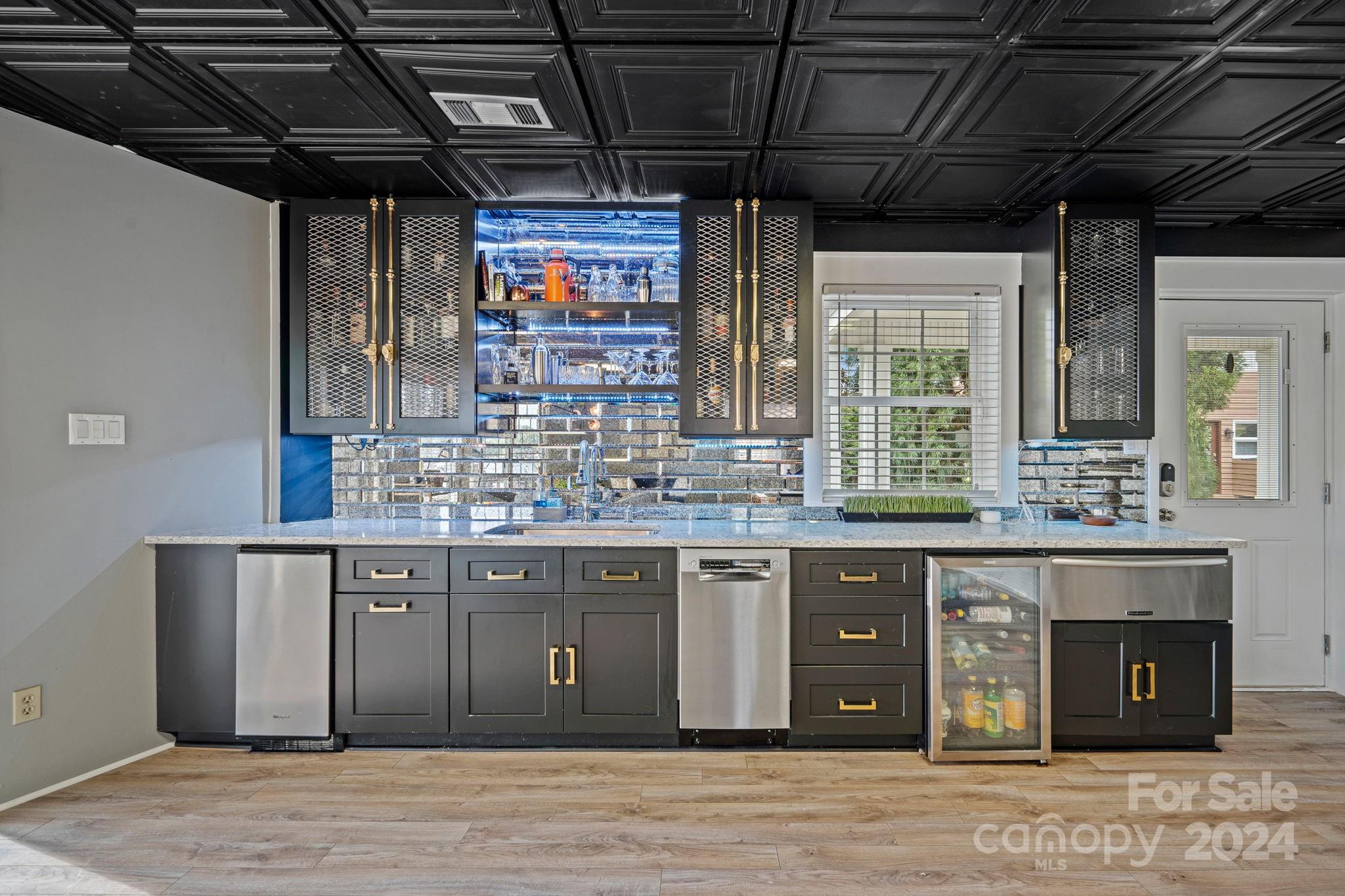 Country Club Shores - Residential