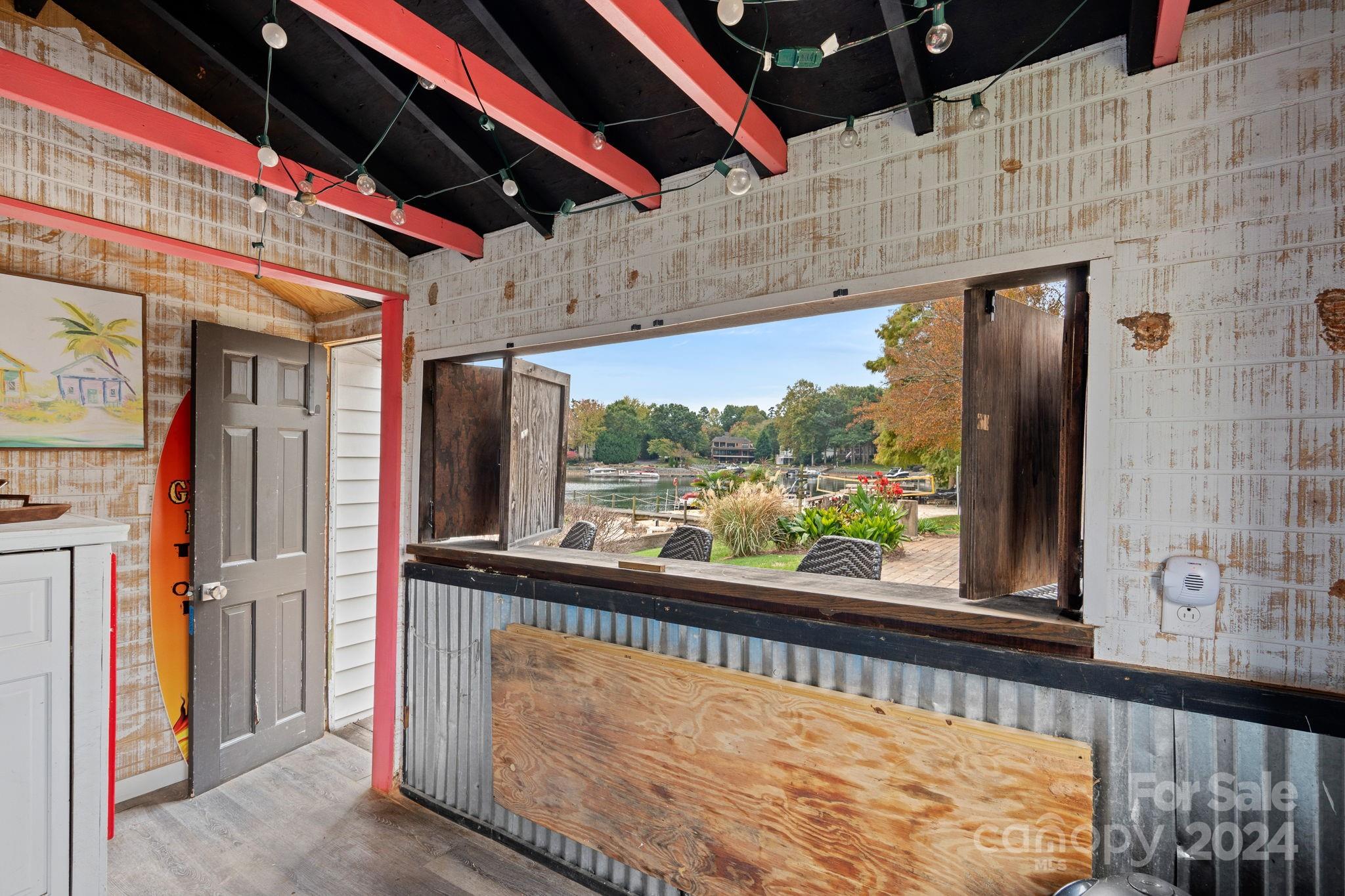 Country Club Shores - Residential