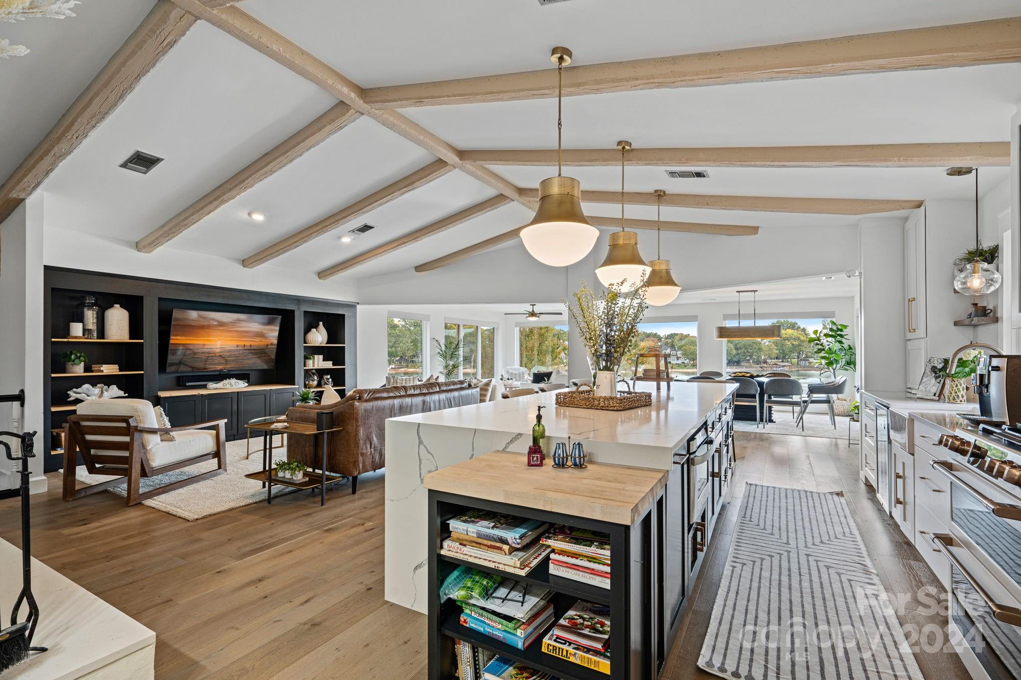 Country Club Shores - Residential