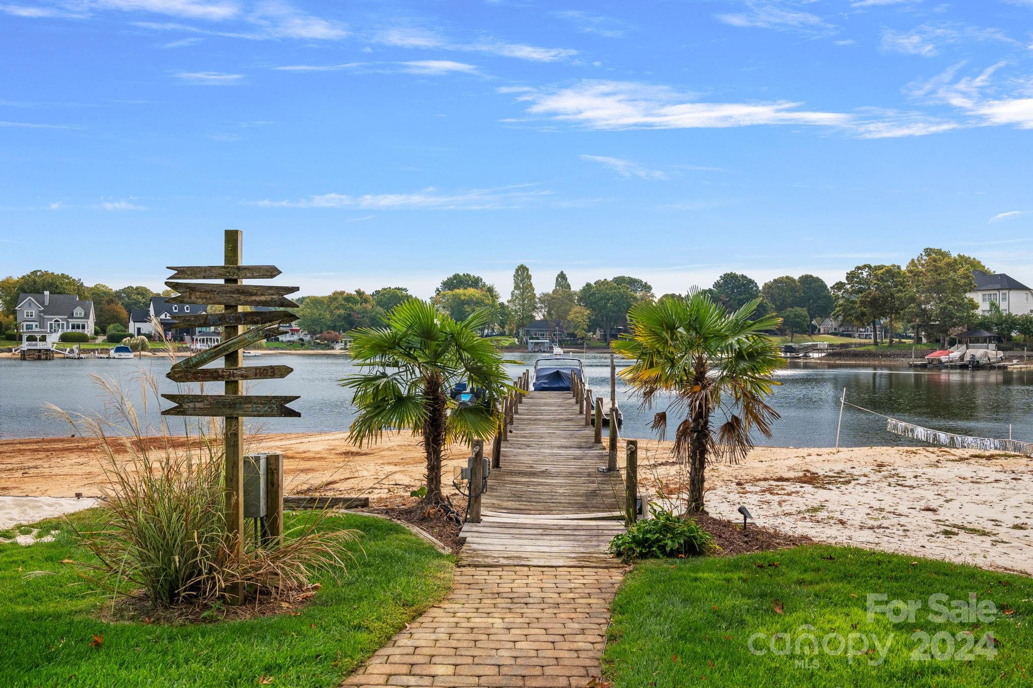 Country Club Shores - Residential