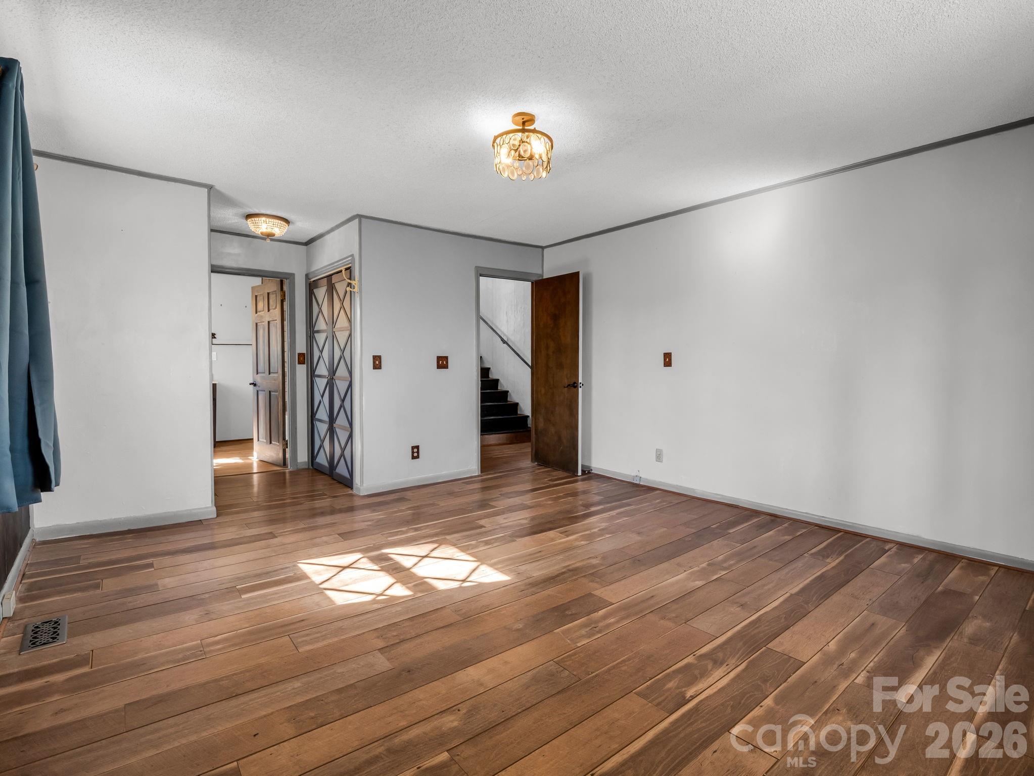 Connestee Falls - Residential