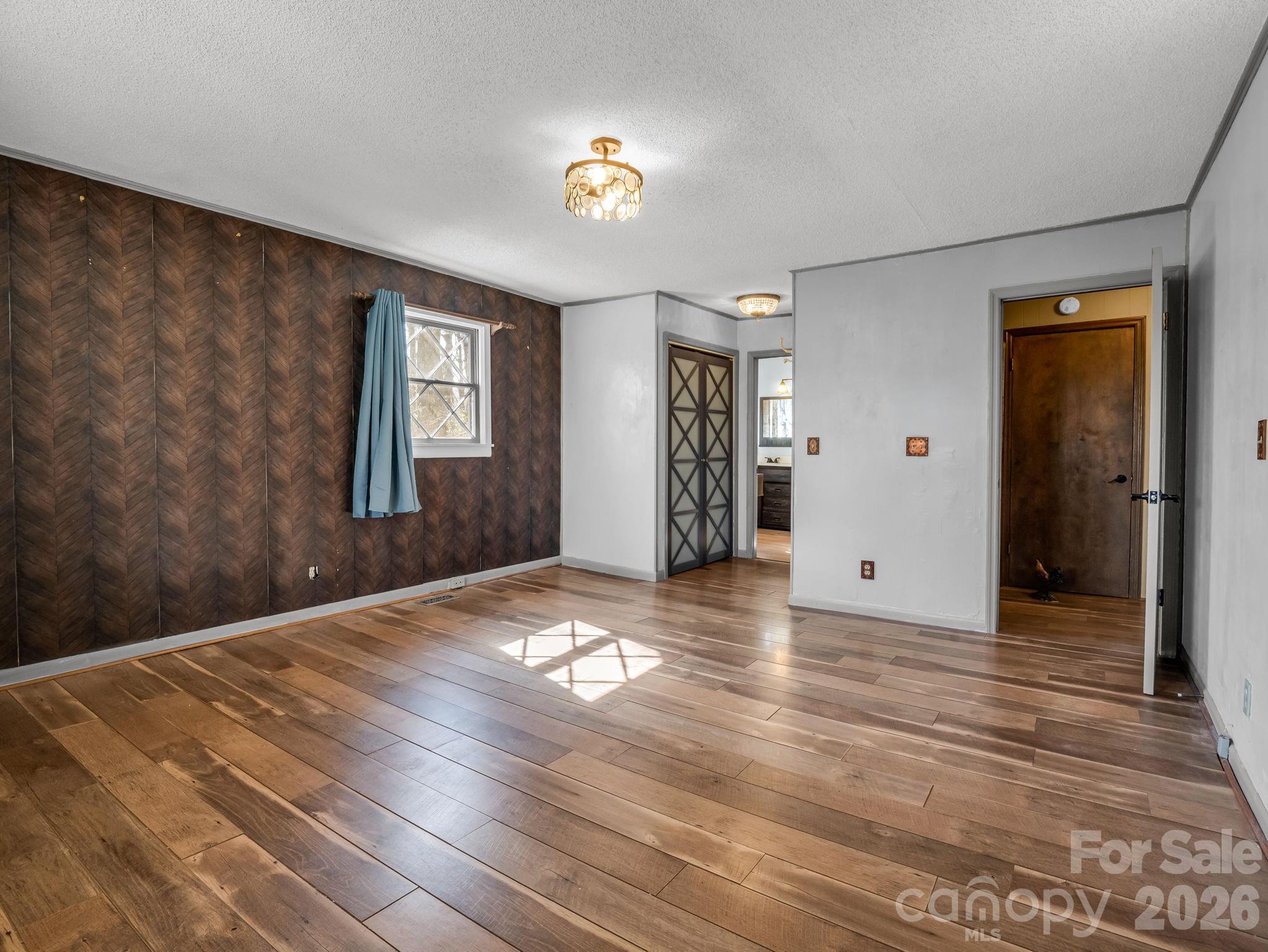 Connestee Falls - Residential