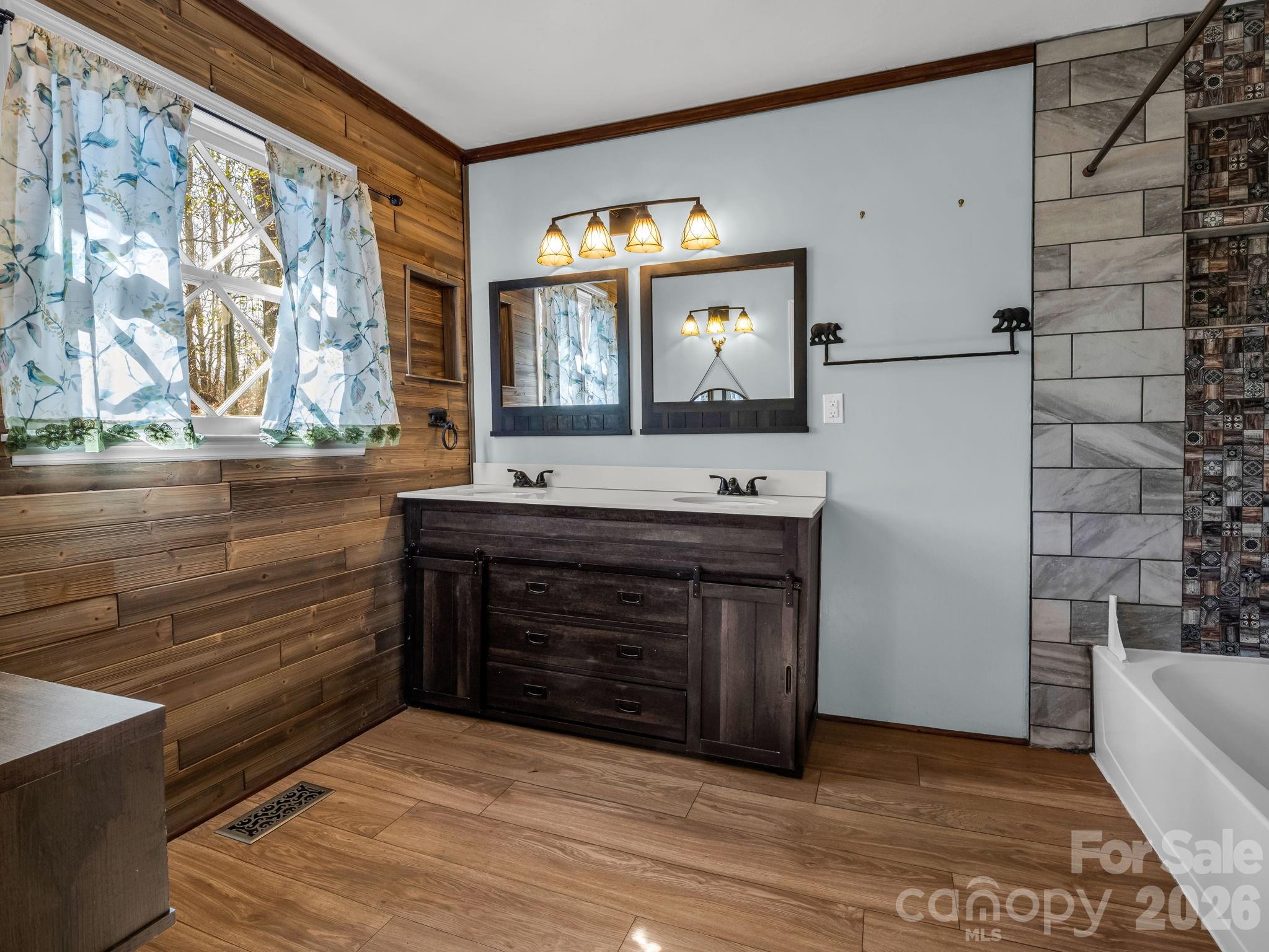 Connestee Falls - Residential