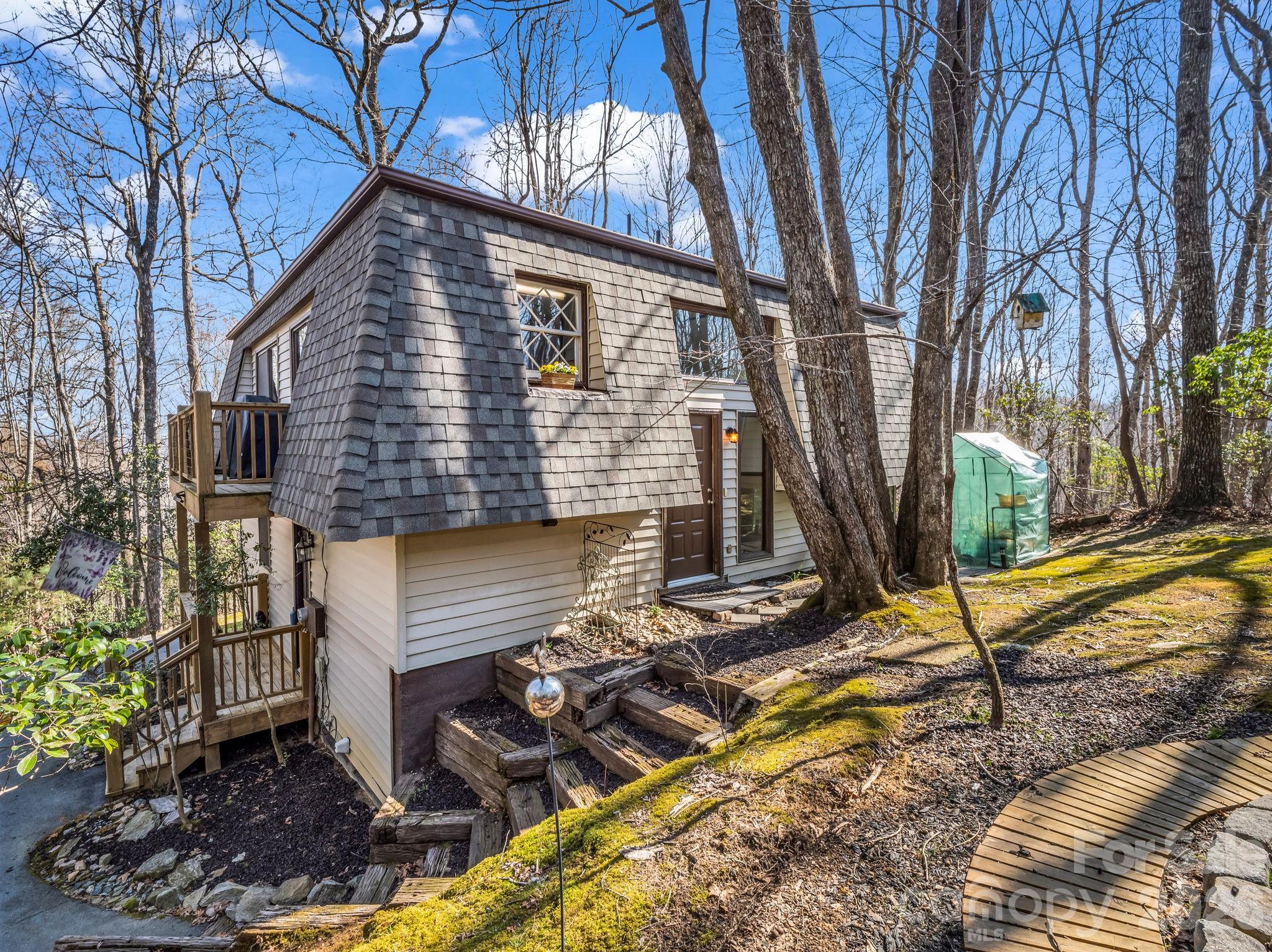 Connestee Falls - Residential