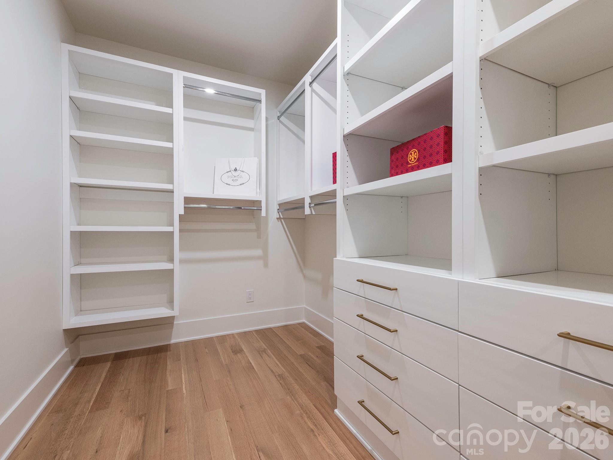 Chantilly - Residential