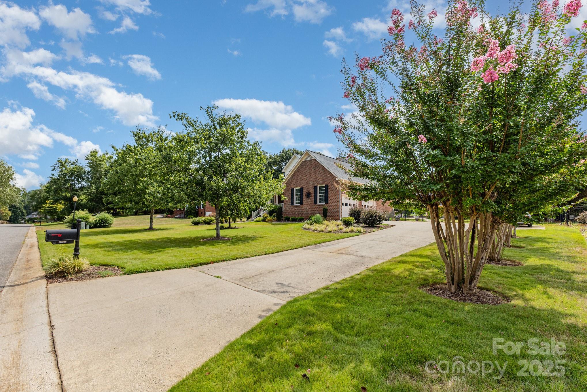2620 Tralee Drive