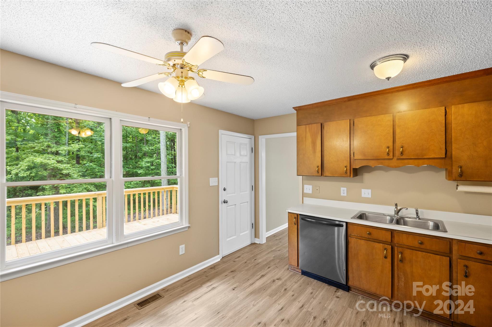 Wood Ridge - Residential