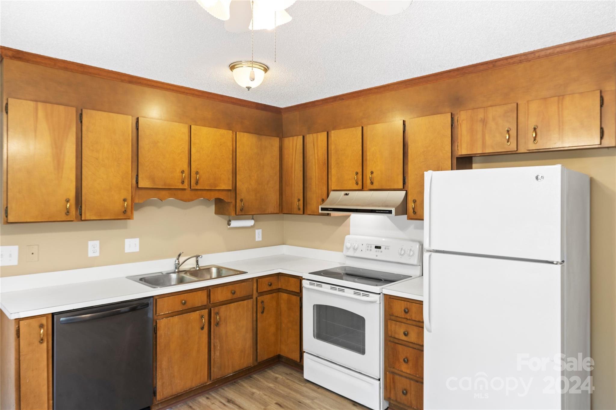 Wood Ridge - Residential