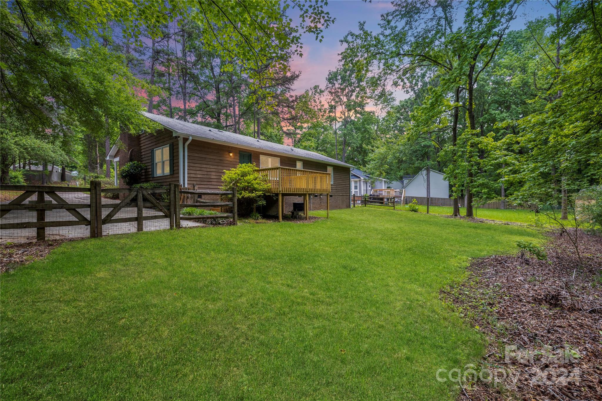 Wood Ridge - Residential