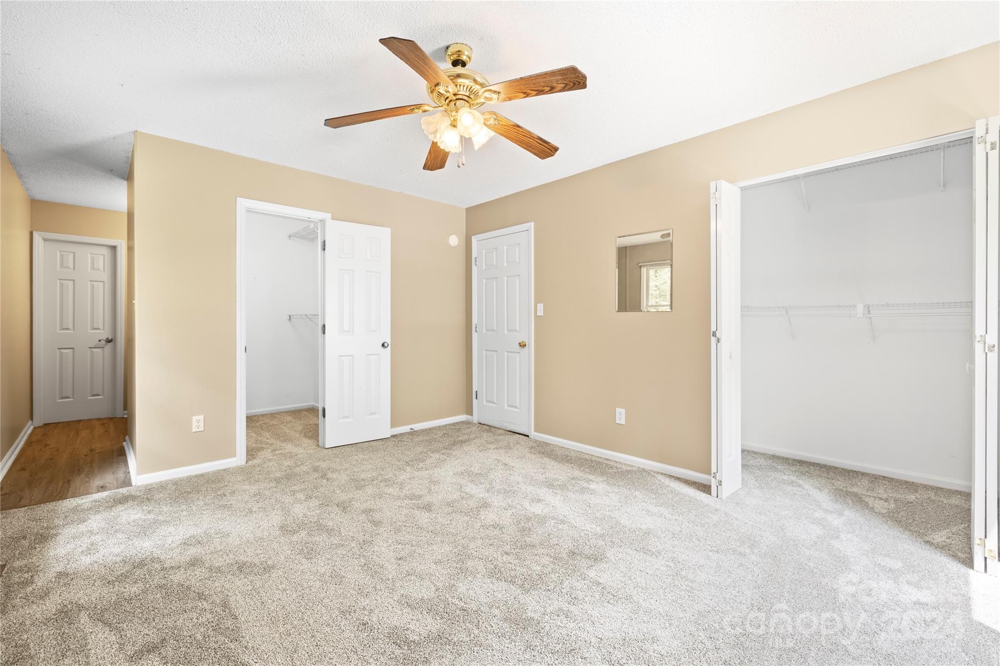 Wood Ridge - Residential