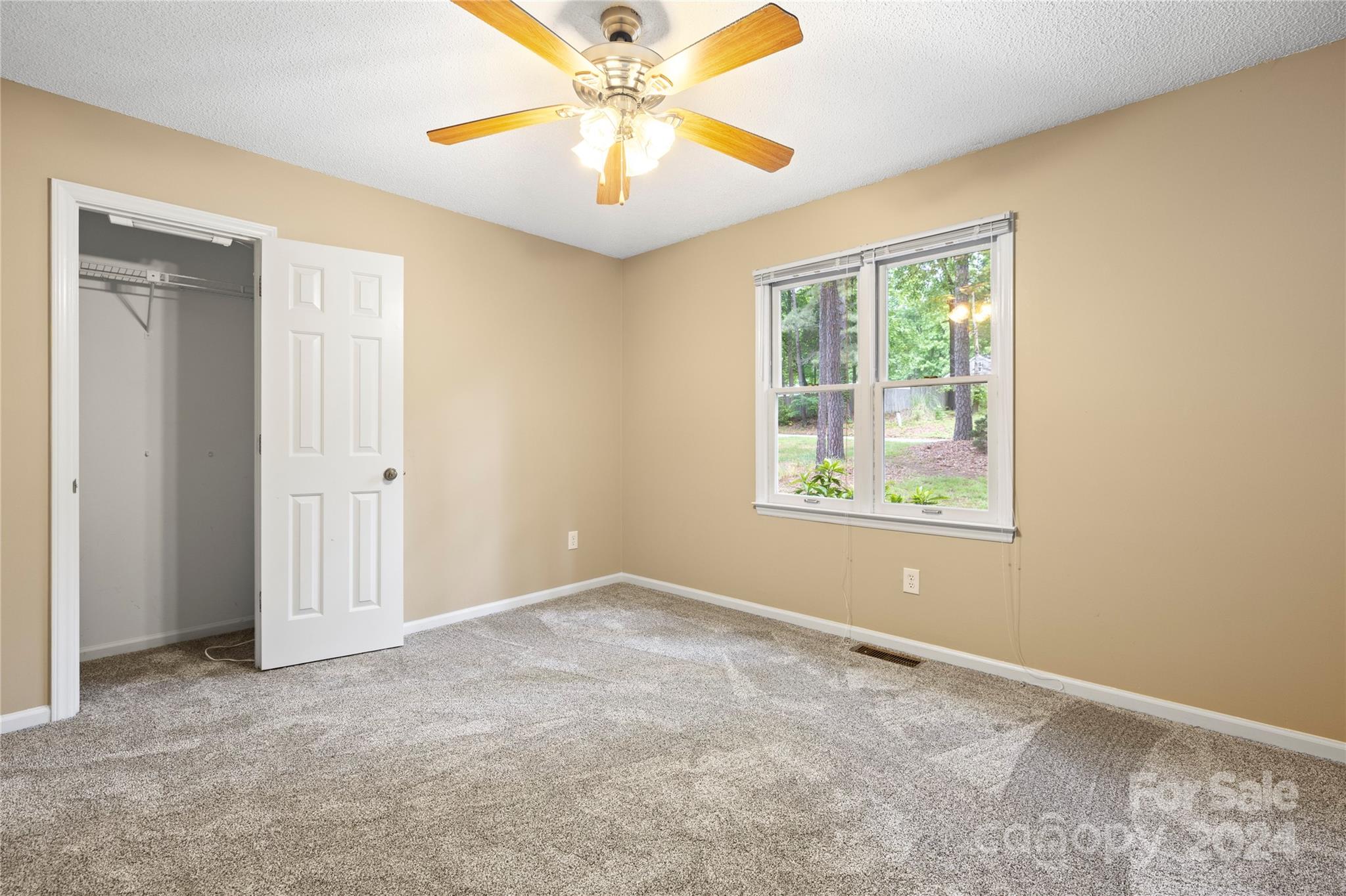 Wood Ridge - Residential