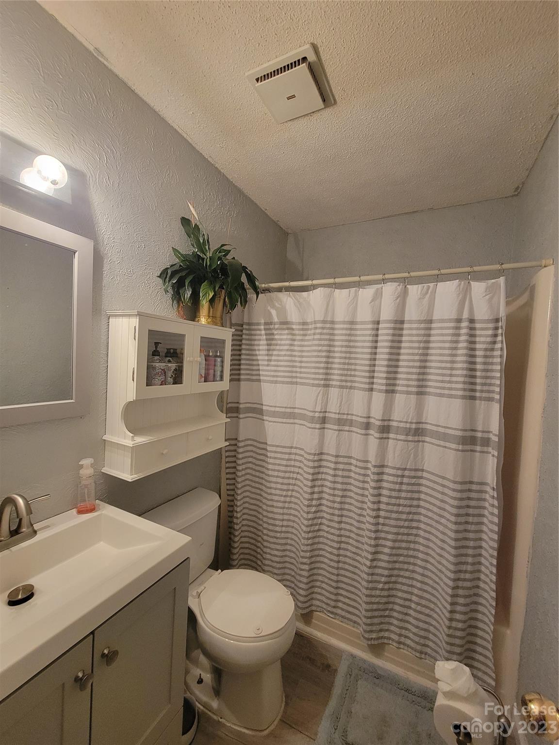 Oakwood - Residential Lease