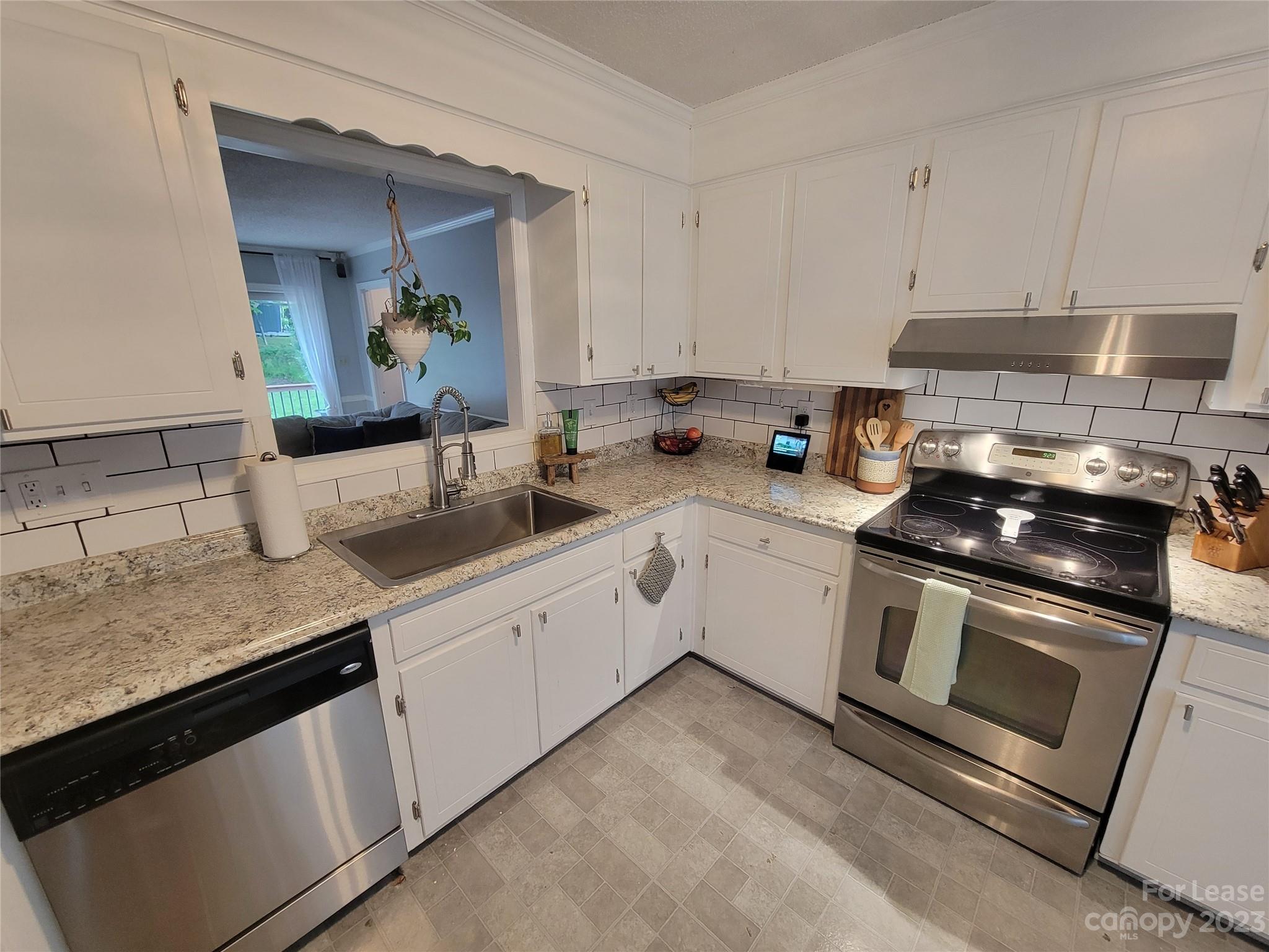 Oakwood - Residential Lease