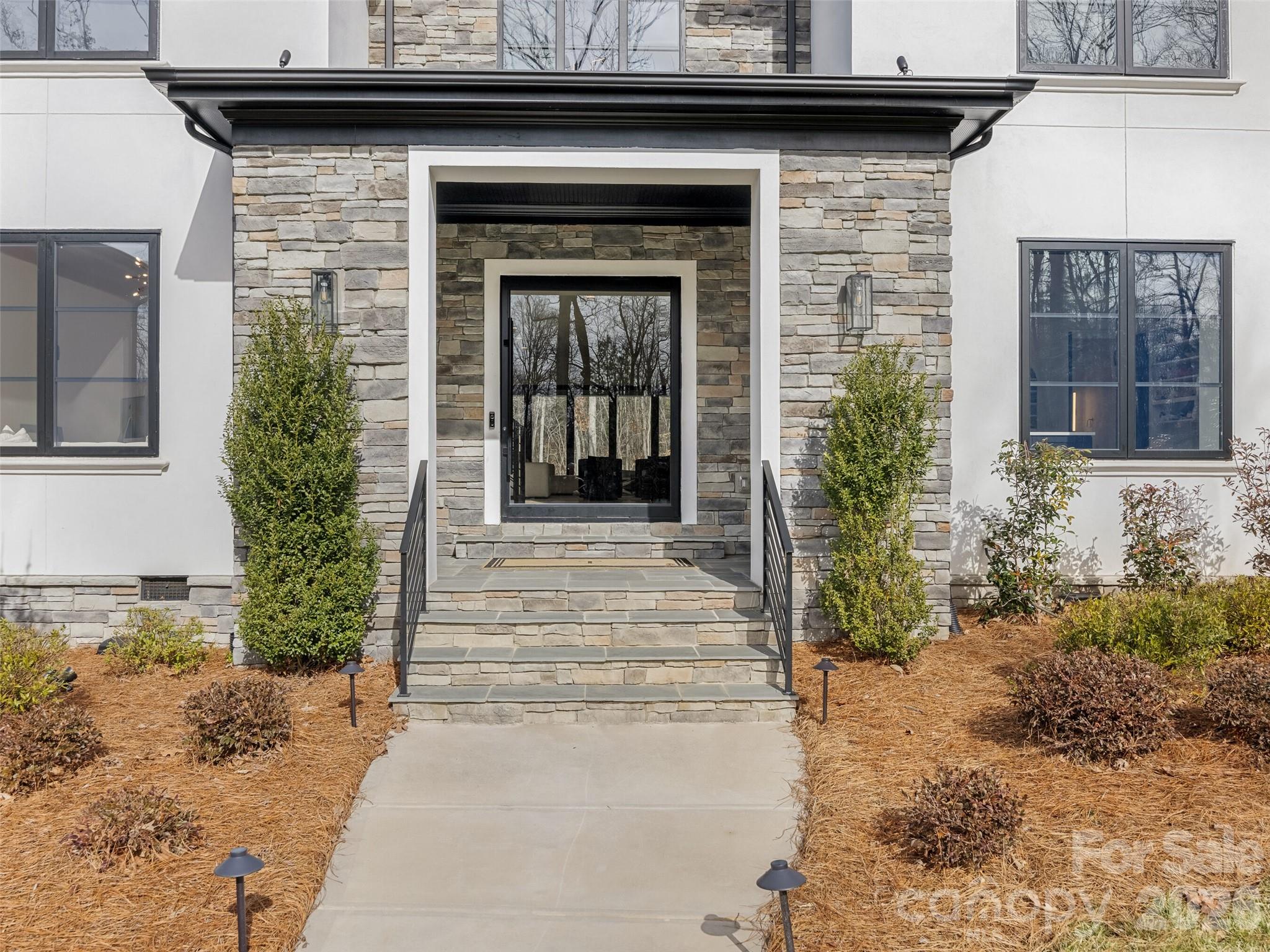 6017 Oxfordshire Road