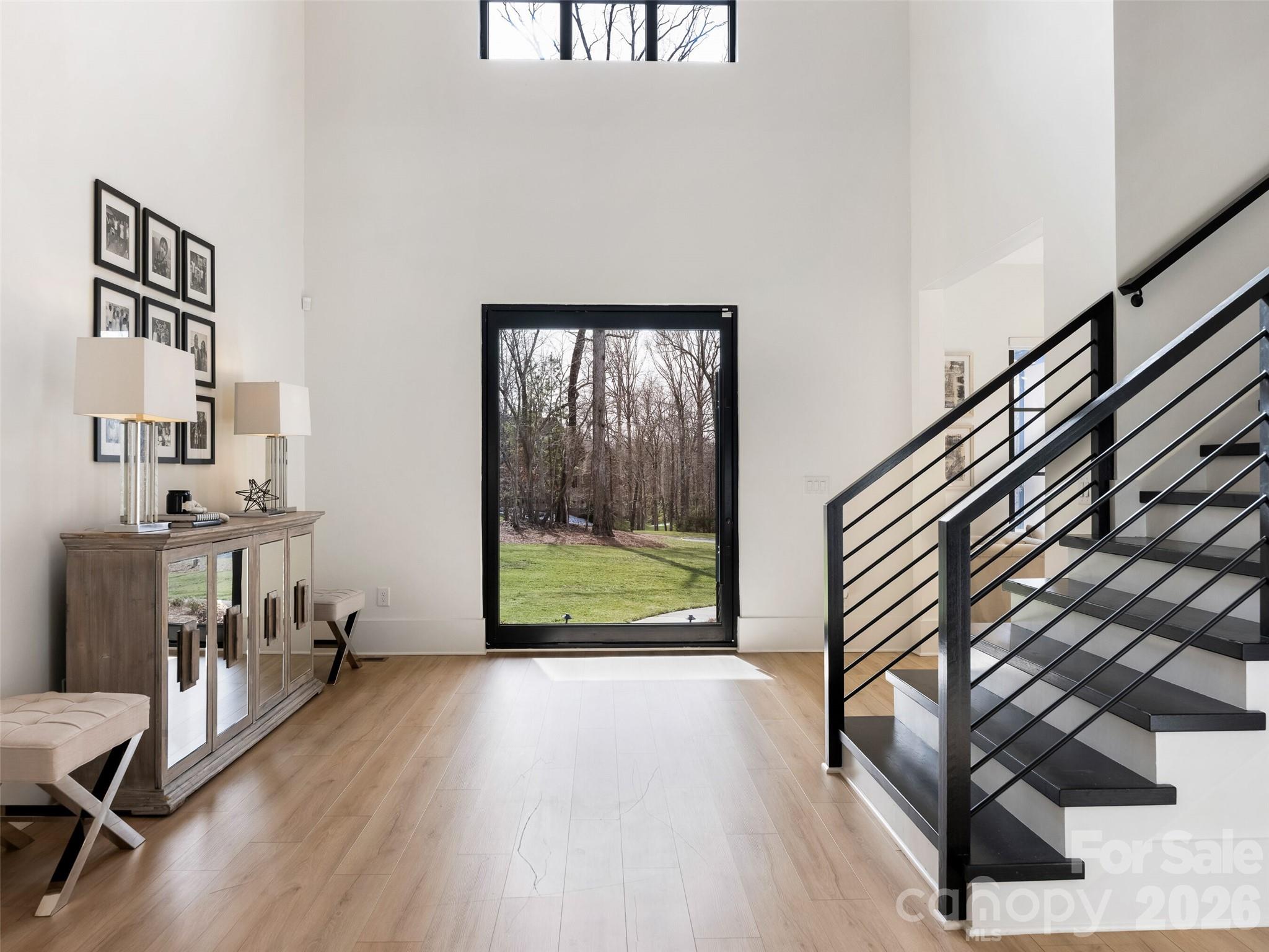 6017 Oxfordshire Road