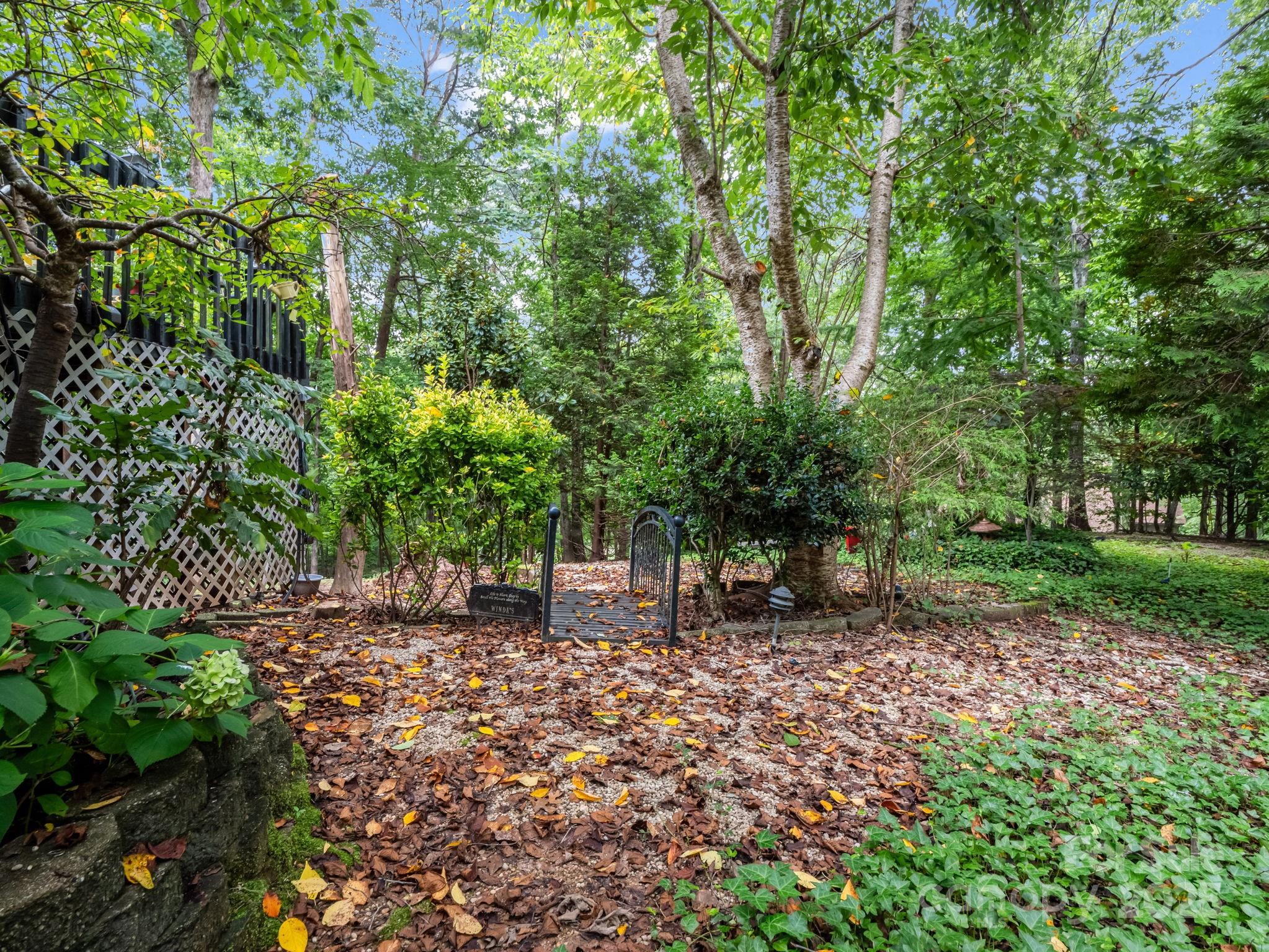 Rumbling Bald On Lake Lure - Residential