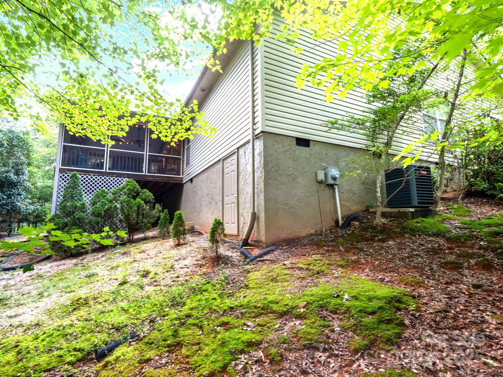 Rumbling Bald On Lake Lure - Residential