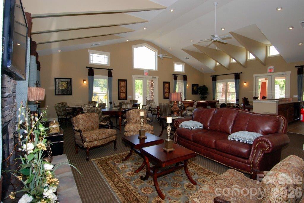 Vistas of Westfield - Residential