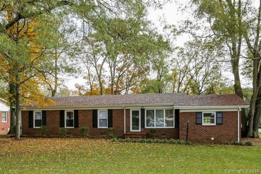 Unique single story property featuring 3bd/2ba! Property has large lawn and partially fenced yard in back. The abundance of windows at the property give it a nice clean feel! New flooring and paint throughout! Large deck at back yard perfect for entertaining! There is a one car carport, but driveway is large to accommodate your guests! Beautiful backsplash and brand new appliances in kitchen! Must see, at this price it will not last long! Contact us today for a showing!