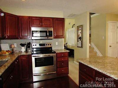 Maplecrest - Residential Lease