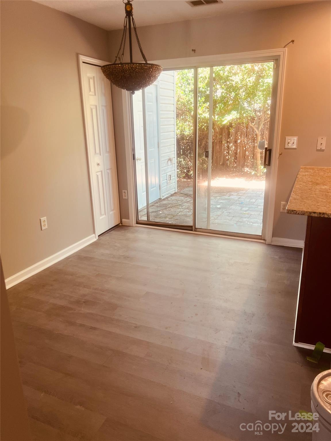 Maplecrest - Residential Lease