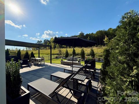 5212 Glenwalk Drive Charlotte NC 28269