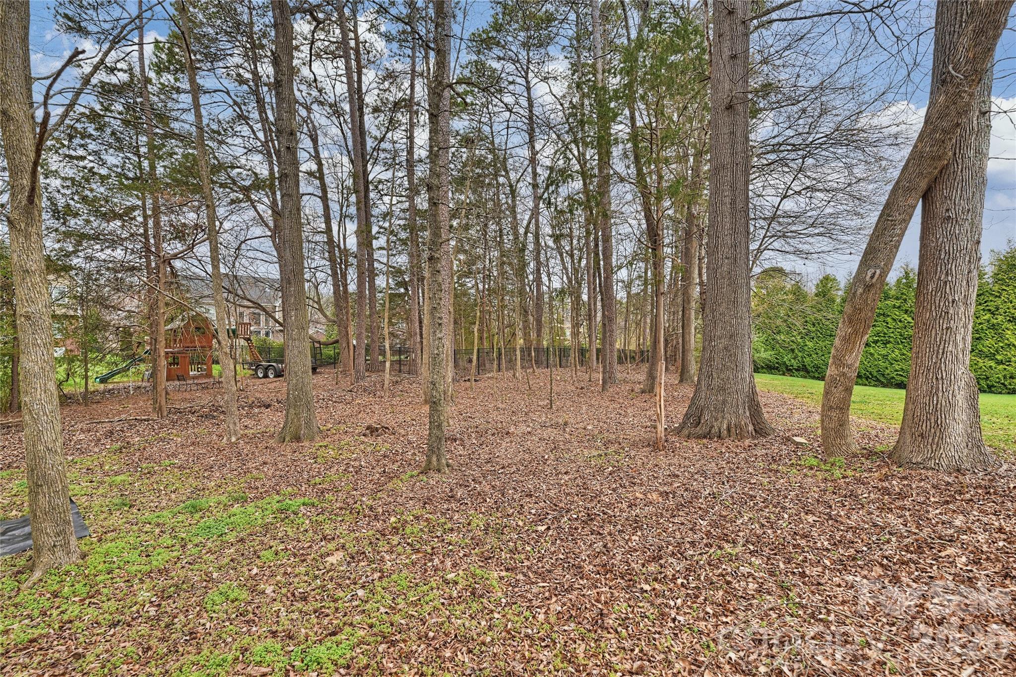 Hollister - Residential