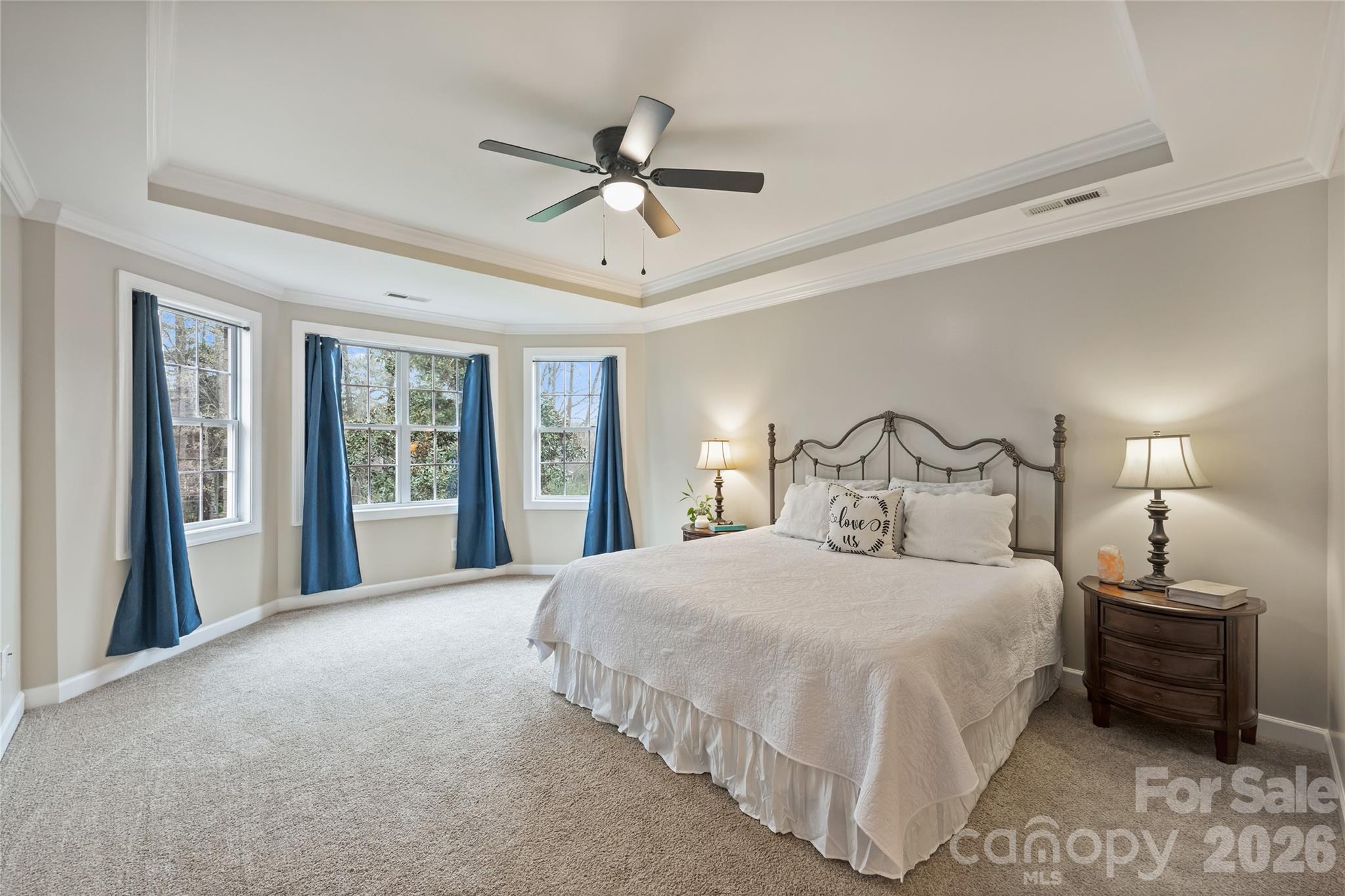 Hollister - Residential