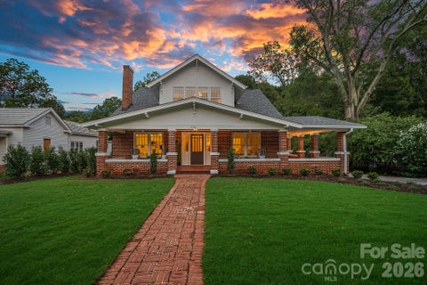 Photo of 709 N Main Street, Davidson, NC 28036 (MLS # 4435811)